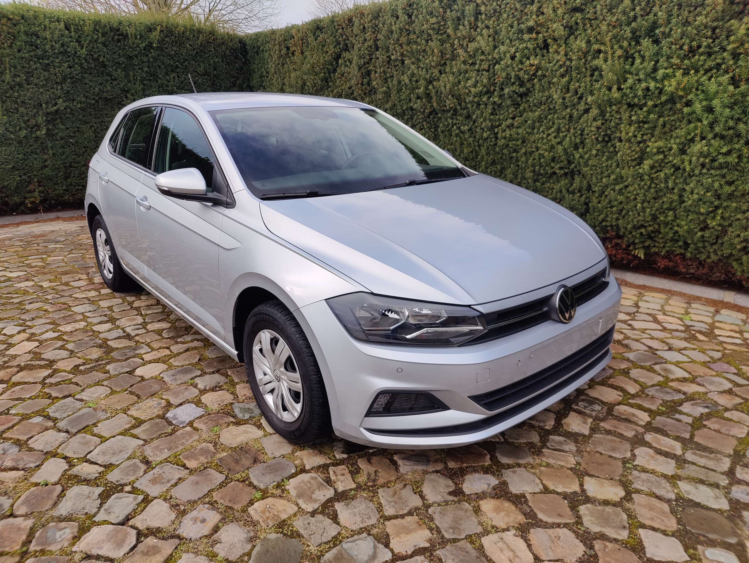06a4ff6a-0d3b-4a07-8d38-516ffb2d20c91-volkswagen-polo-polo-1-0-tsi-comfortline-opf-20260330.jpg