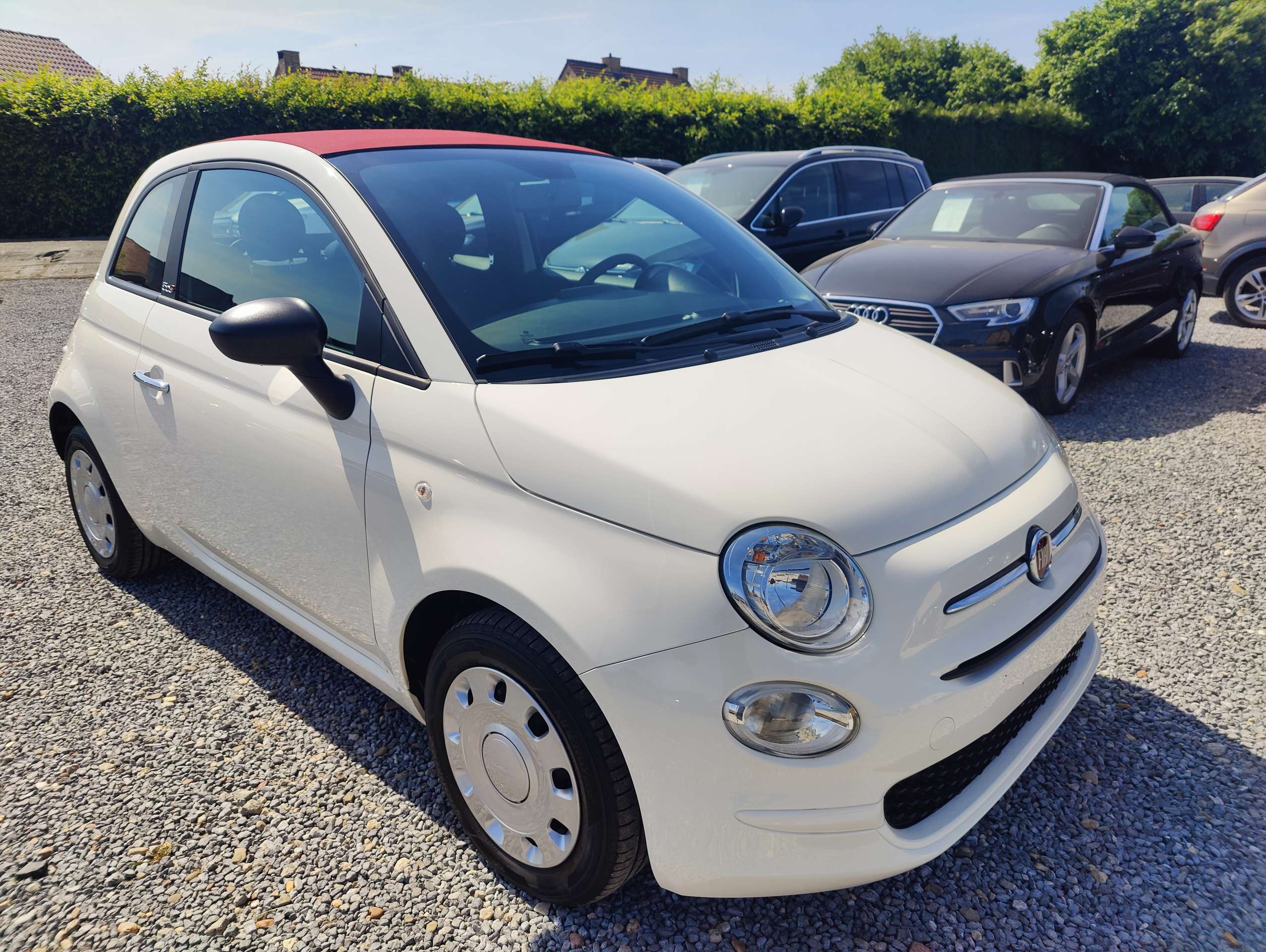 1c0a030c-7532-46a7-b4eb-1c283eb0af9c1-fiat-500c-1-0i-mhev-cult-20260319.jpg