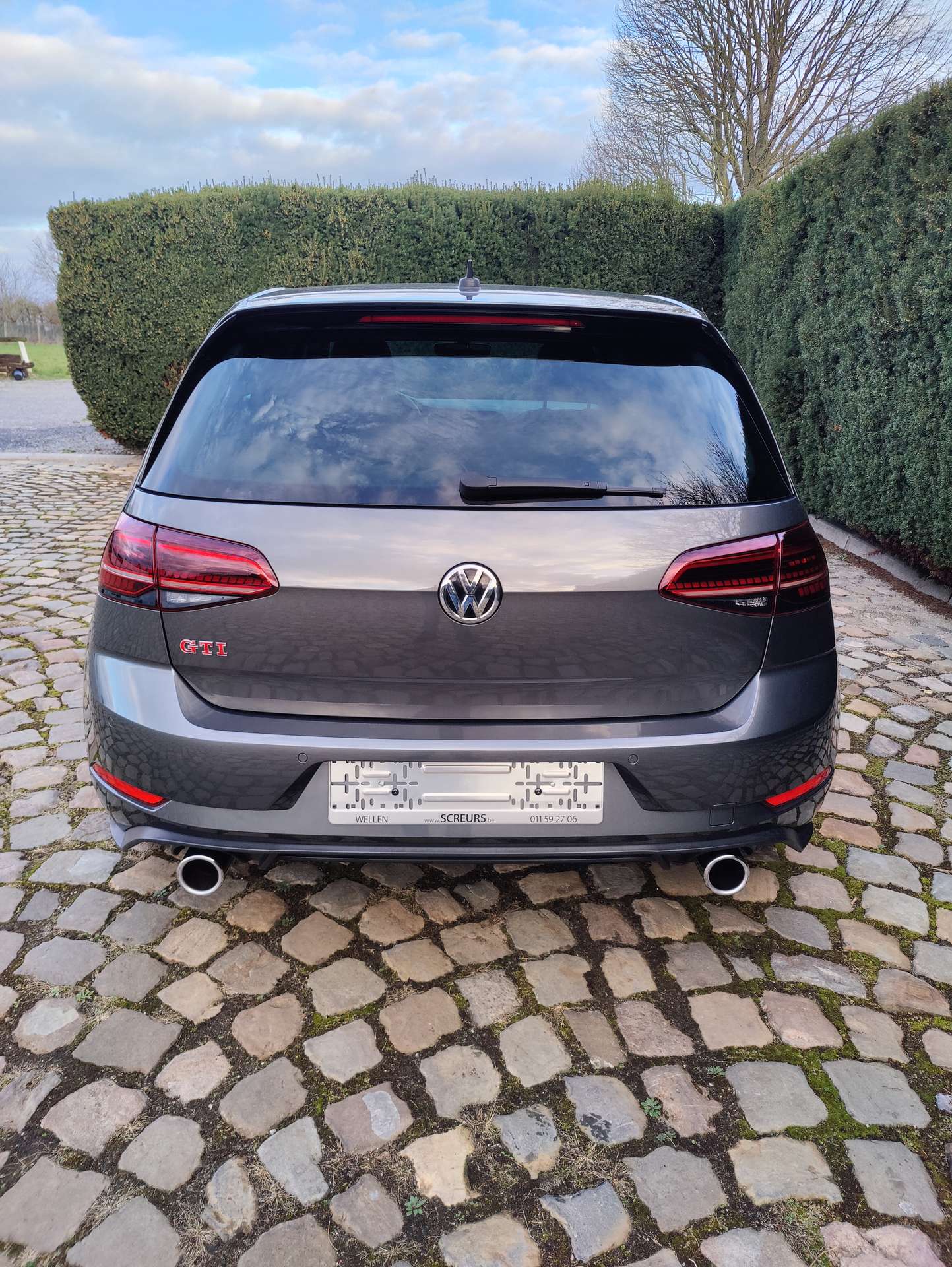 58f04c39-04c1-4adc-945b-78a3c01719bd7-volkswagen-golf-gti-golf-2-0-tsi-opf-dsg-20260319.jpg