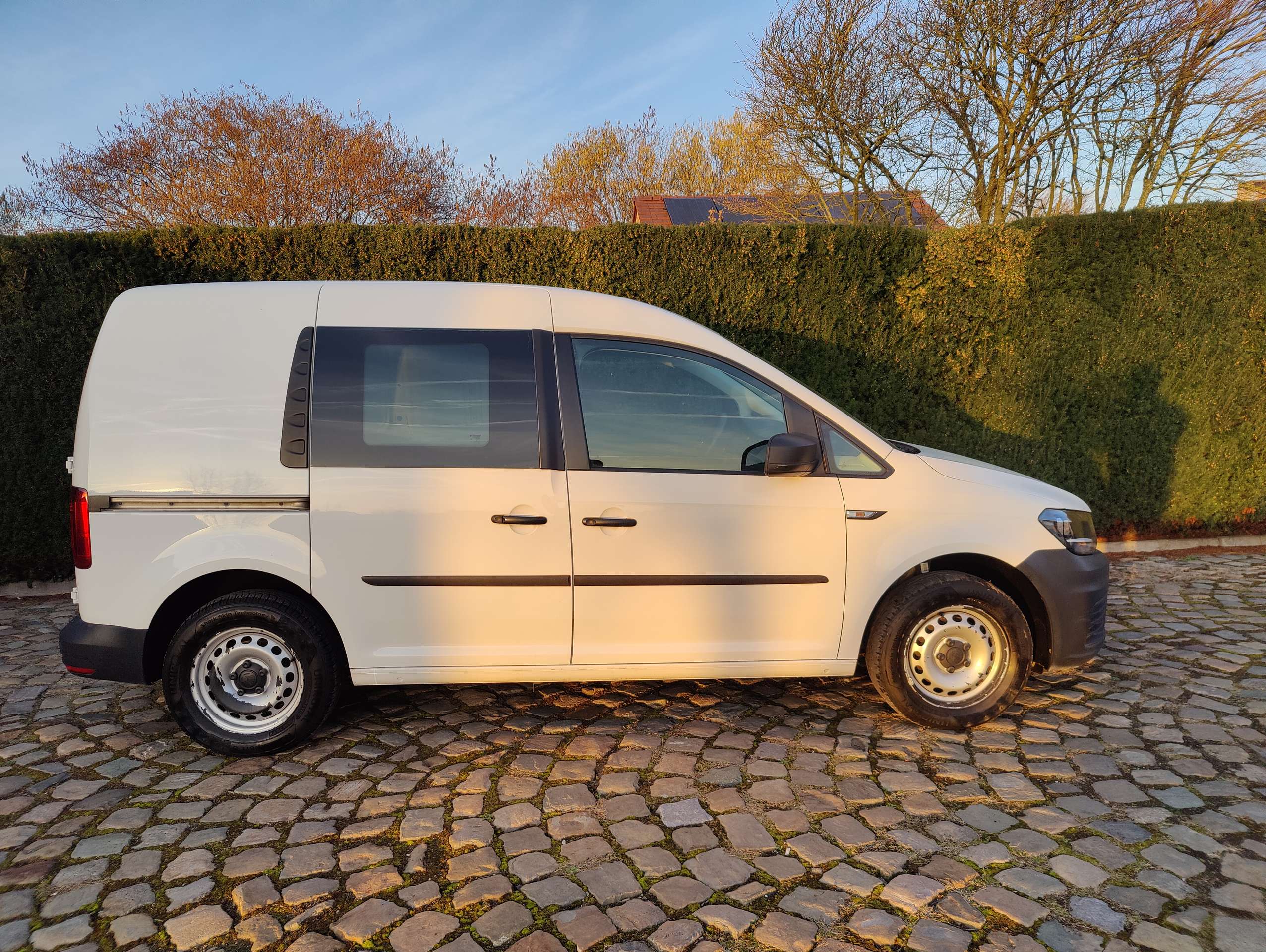 63ee44df-05a8-4be5-8331-3b107adcd5f08-volkswagen-caddy-caddy-2-0-cr-tdi-scr-eu6-20260319.jpg