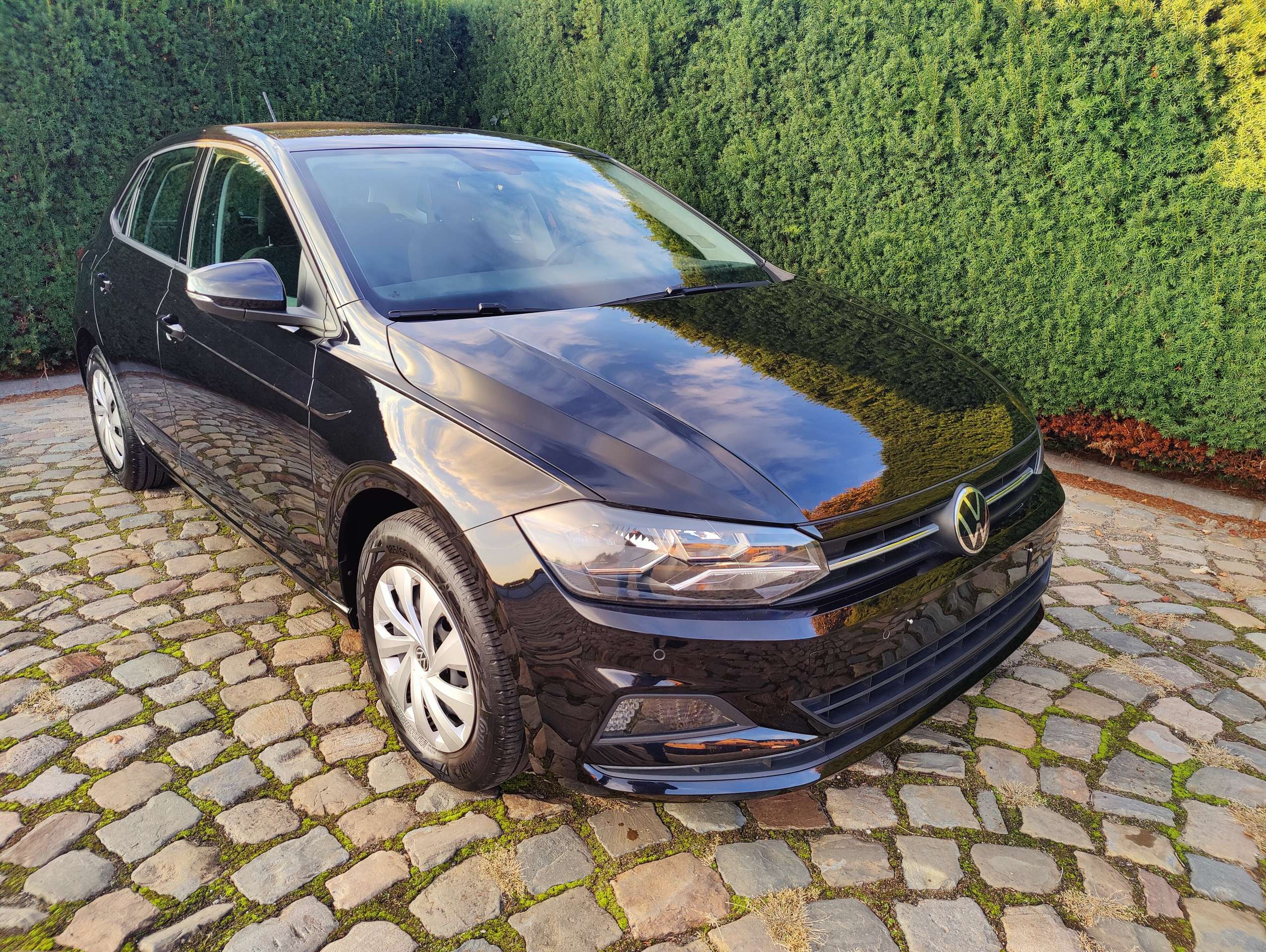 6b24f631-e900-4c3a-9ff1-ac4e9716bdb61-volkswagen-polo-polo-1-0-tsi-opf-comfortline-20260319.jpg