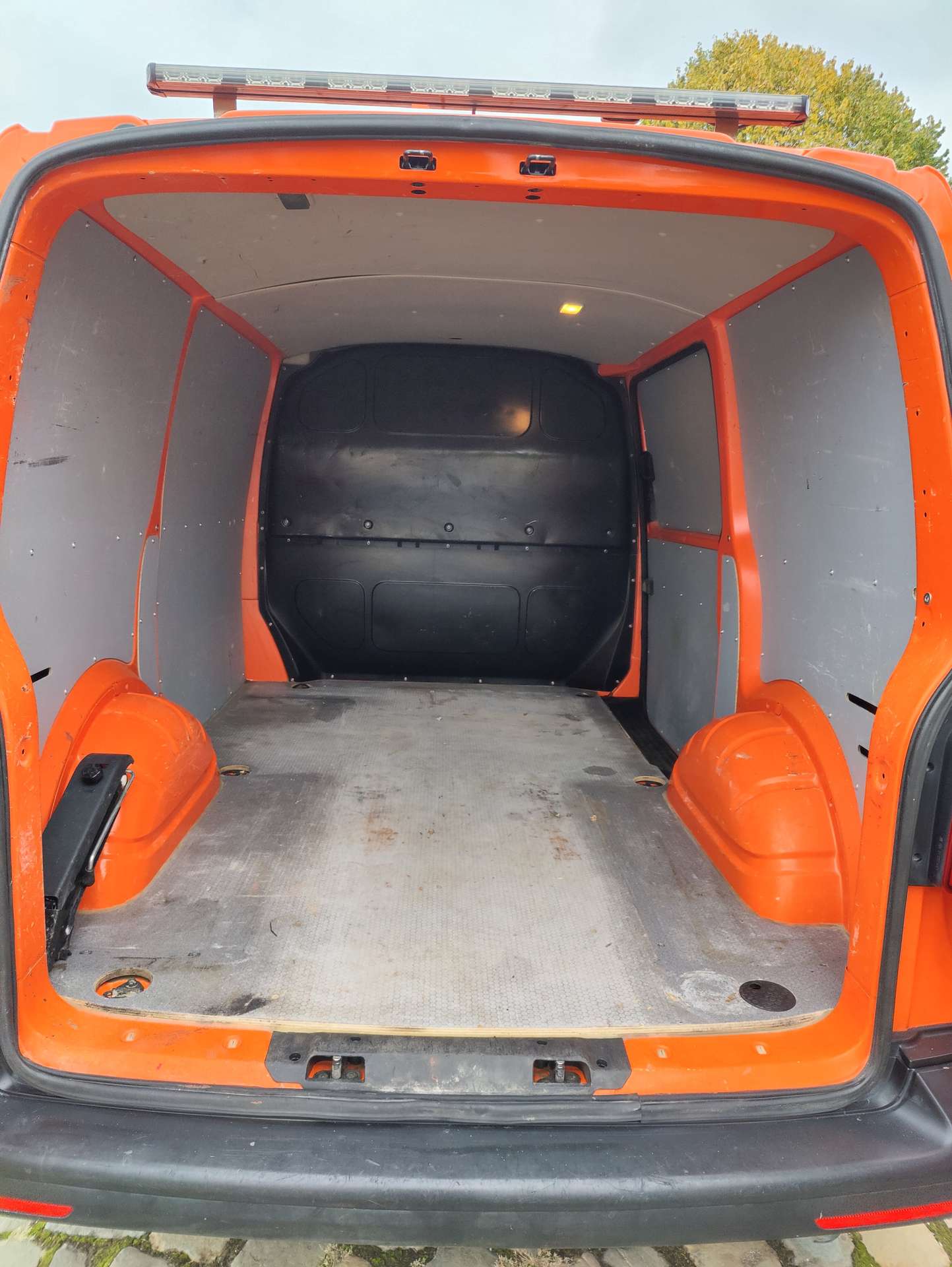 6d53756f-e882-4856-a9f9-f30ce49f51c513-volkswagen-t6-transporter-transporter-t6-kurz-eu6-ecoprofi-20260319.jpg