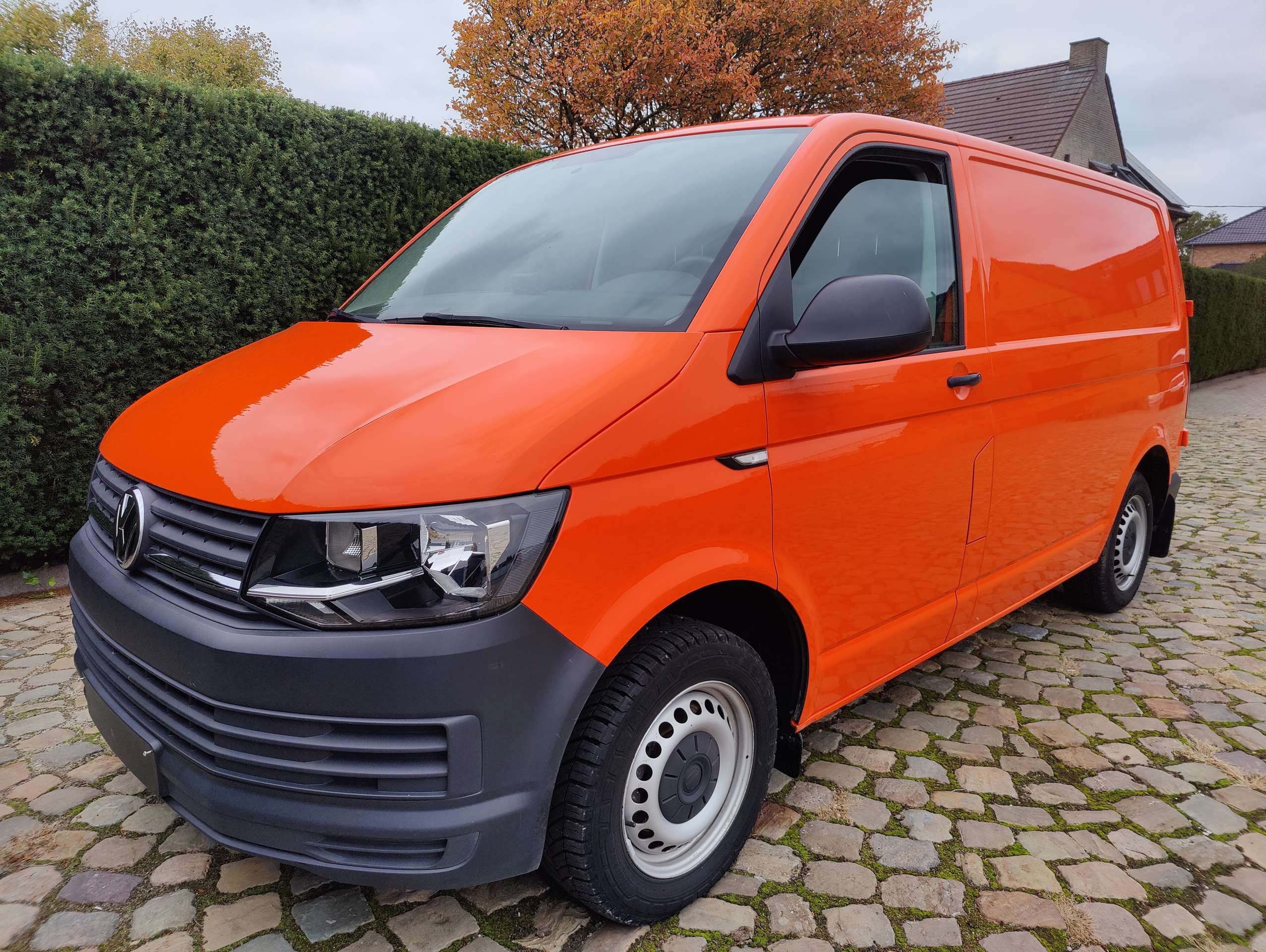 6d53756f-e882-4856-a9f9-f30ce49f51c53-volkswagen-t6-transporter-transporter-t6-kurz-eu6-ecoprofi-20260319.jpg