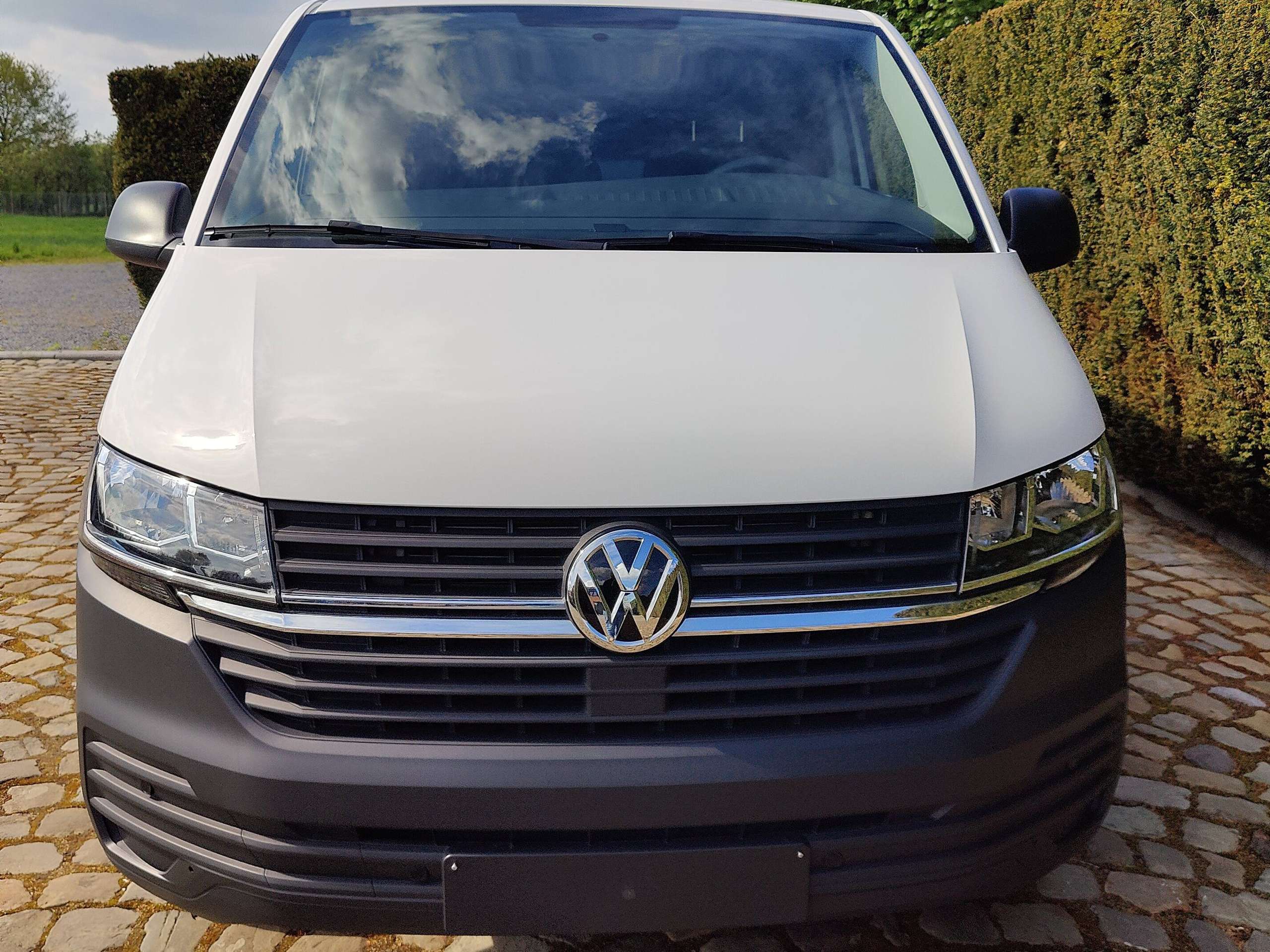 7a5f3858-0702-4ec5-8df1-c4641a29070c2-volkswagen-t6-1-transporter-2-0-tdi-scr-bmt-eu6d-20260319.jpg