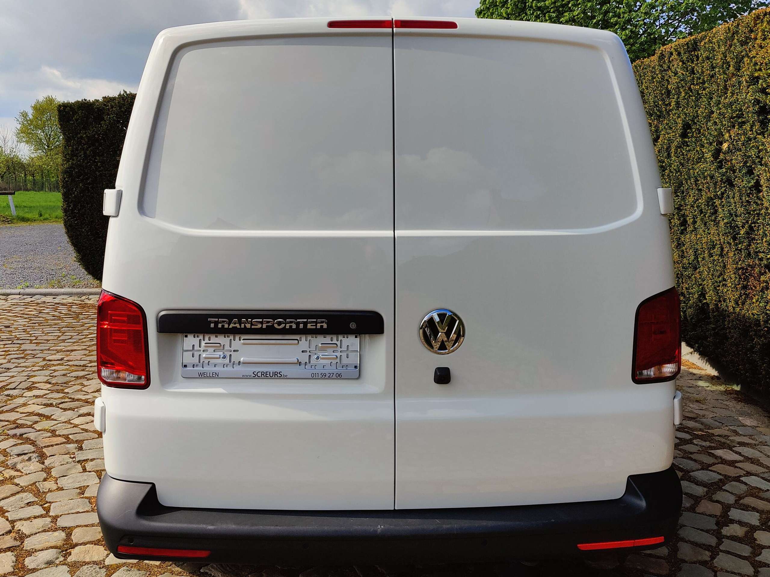 7a5f3858-0702-4ec5-8df1-c4641a29070c6-volkswagen-t6-1-transporter-2-0-tdi-scr-bmt-eu6d-20260319.jpg