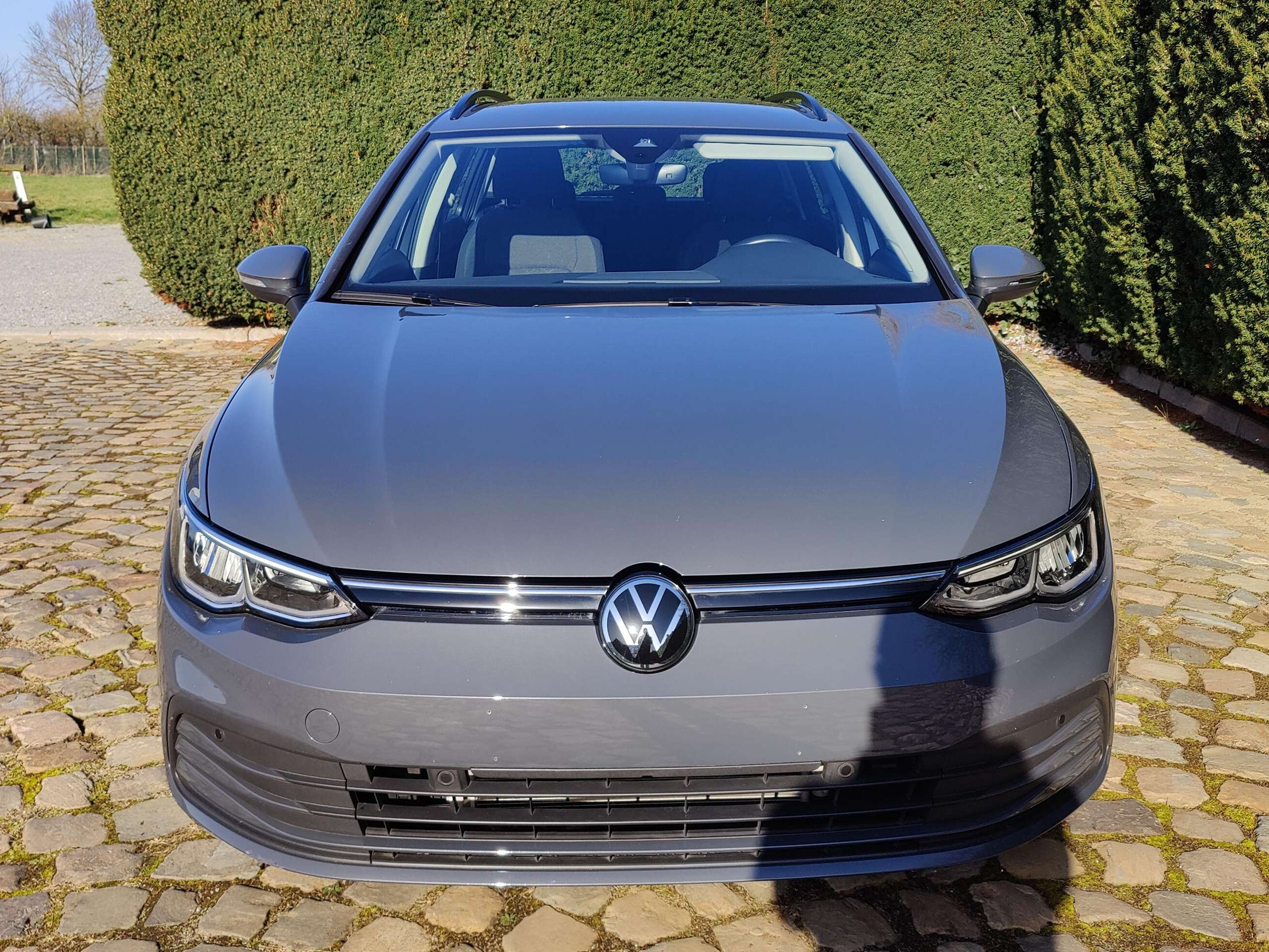 7a9c71ae-addc-4cc5-9c11-349783f2fc9c2-volkswagen-golf-variant-golf-sw-1-5-etsi-life-opf-dsg-20260319.jpg