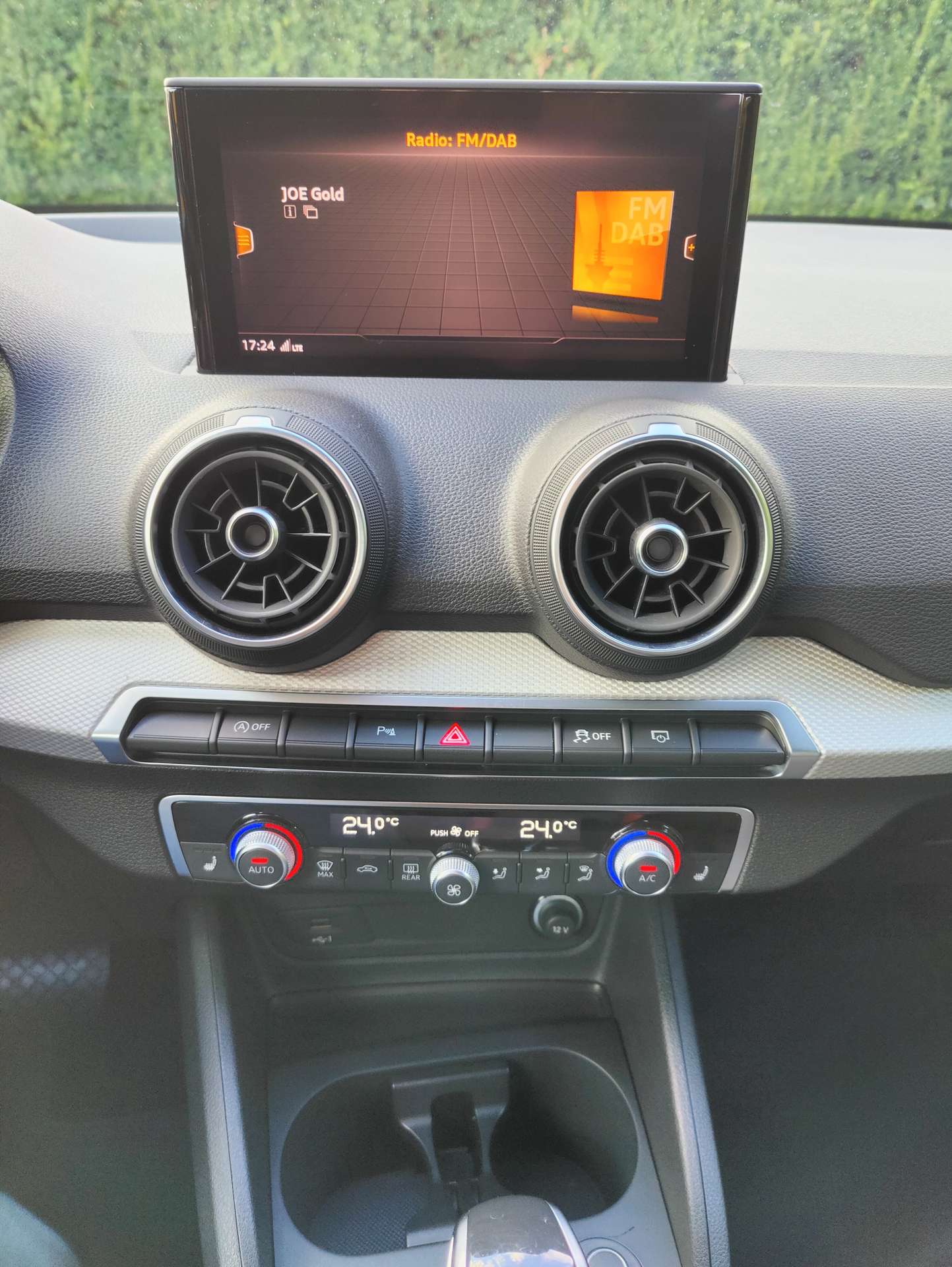 84e3bc79-56c8-4005-b90b-b961d059314612-audi-q2-q2-35-tfsi-s-tronic-20260319.jpg