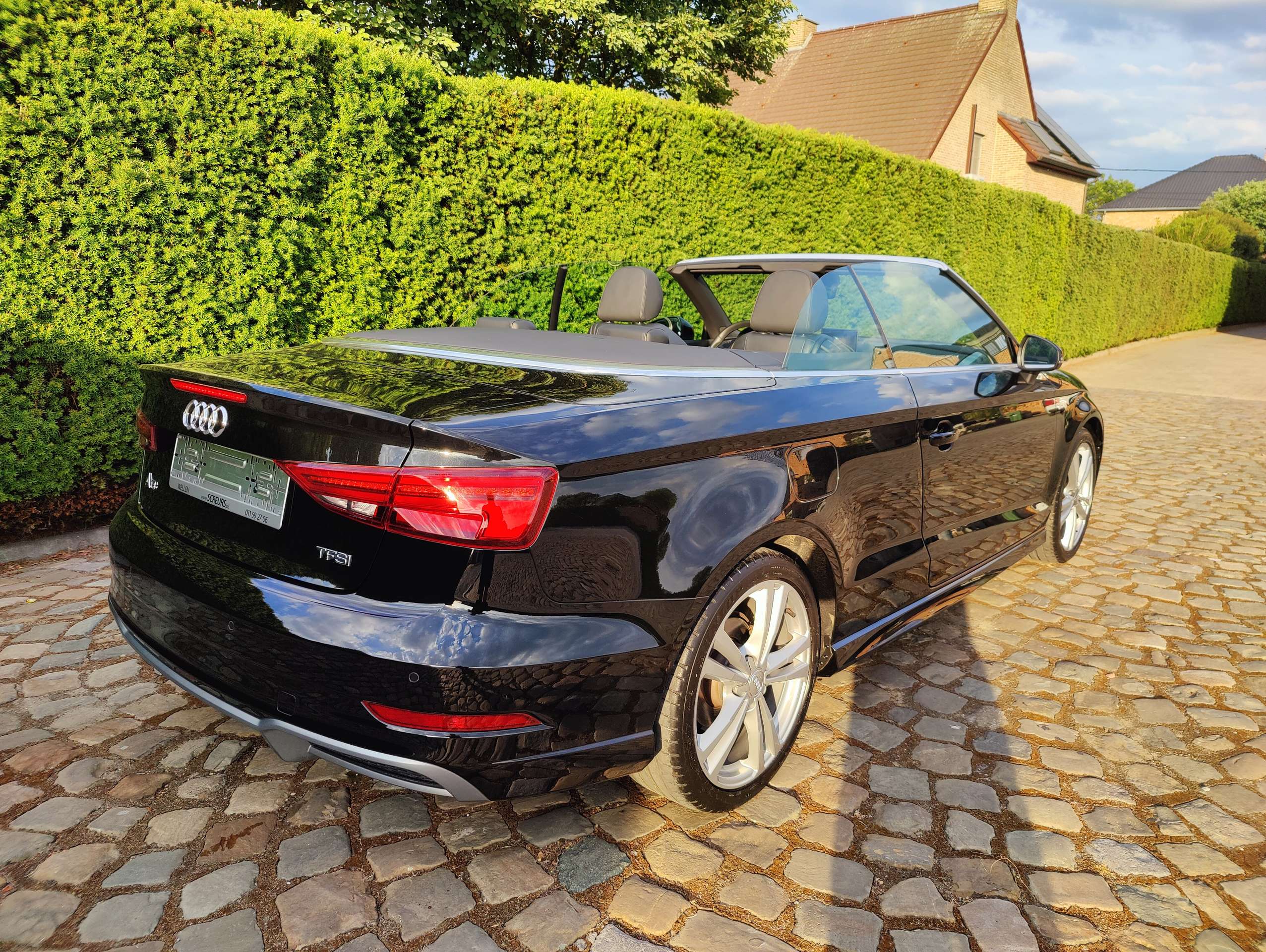 8bdd146a-1402-4f6b-982b-ab70b475cf234-audi-a3-cabriolet-1-5-tfsi-act-sport-s-tronic-s-line-20260319.jpg