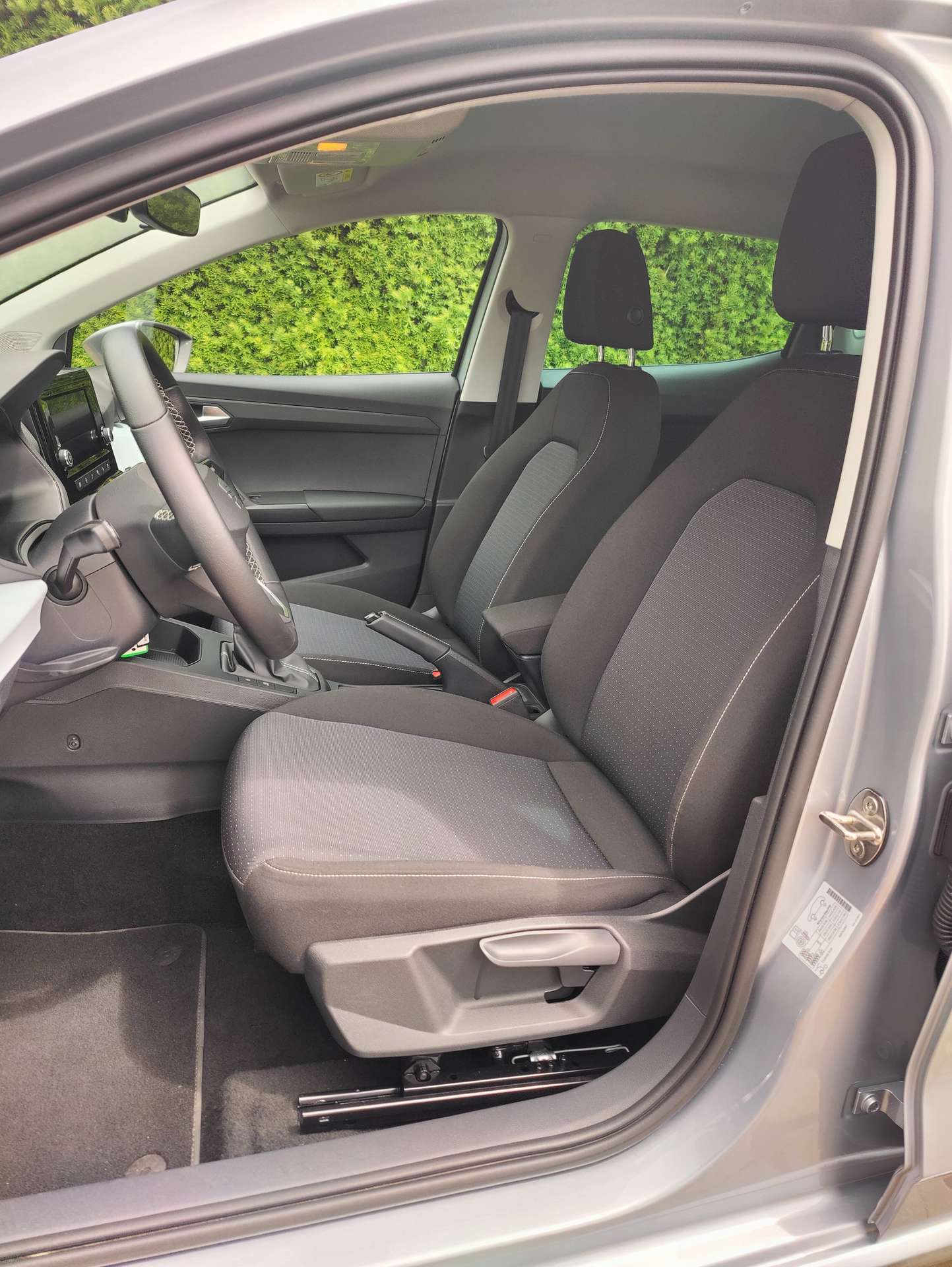 8c93d459-2f6a-4459-b361-7ba2c18311d810-seat-ibiza-1-0-tsi-move-full-link.jpg
