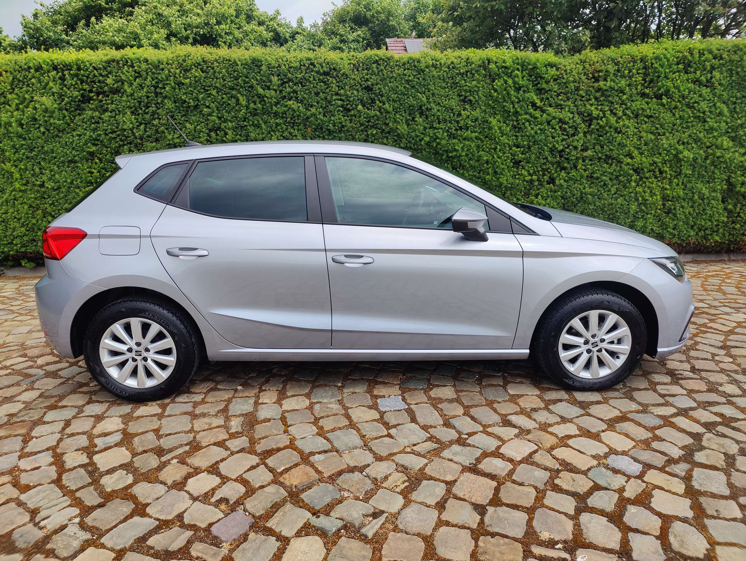 8c93d459-2f6a-4459-b361-7ba2c18311d88-seat-ibiza-1-0-tsi-move-full-link.jpg