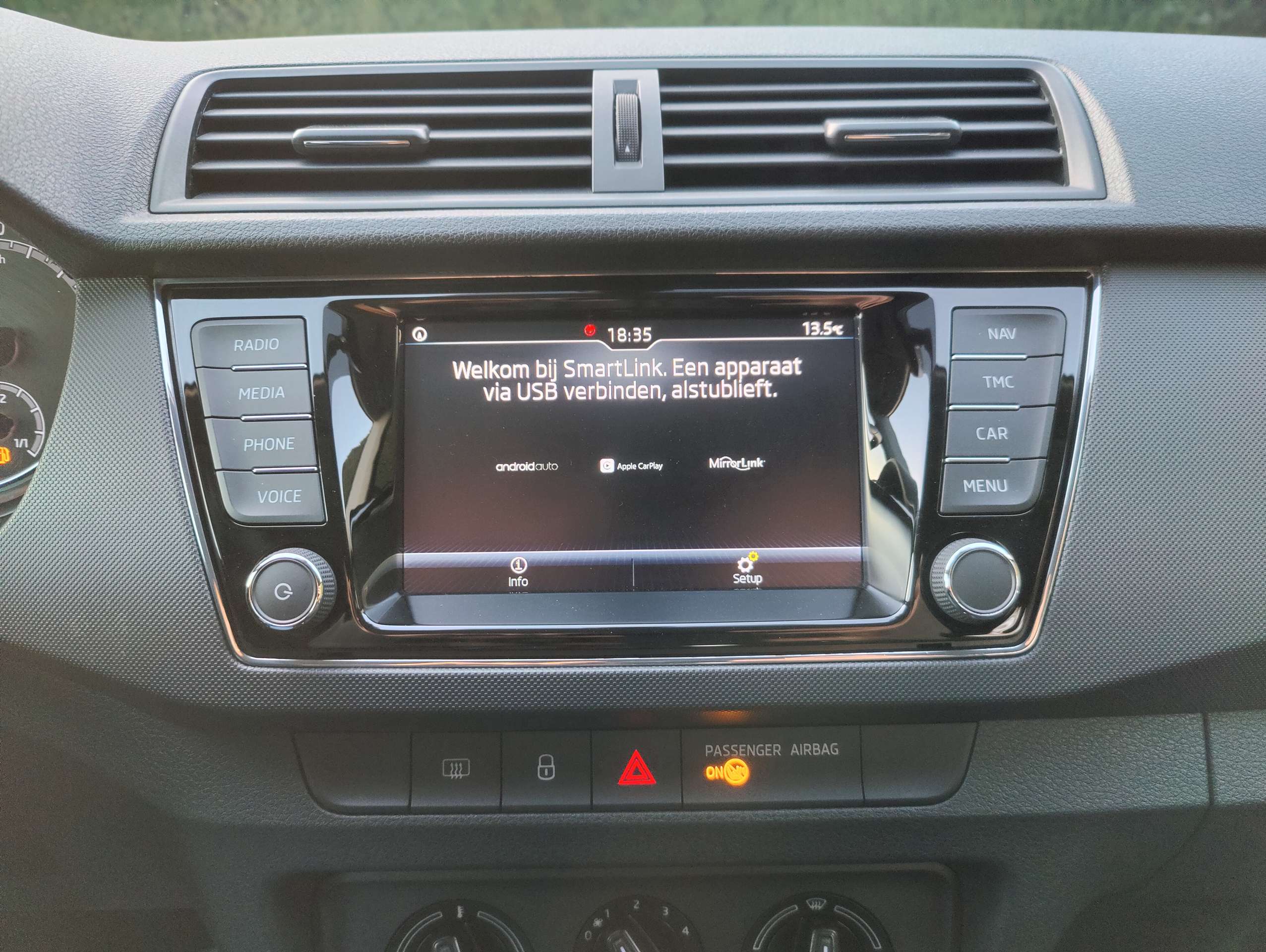 80311d0a-a7ac-419b-a3ea-0677607b240c16-skoda-fabia-fabia-sw-1-0-tsi-ambition-eu6ap-20260430.jpg