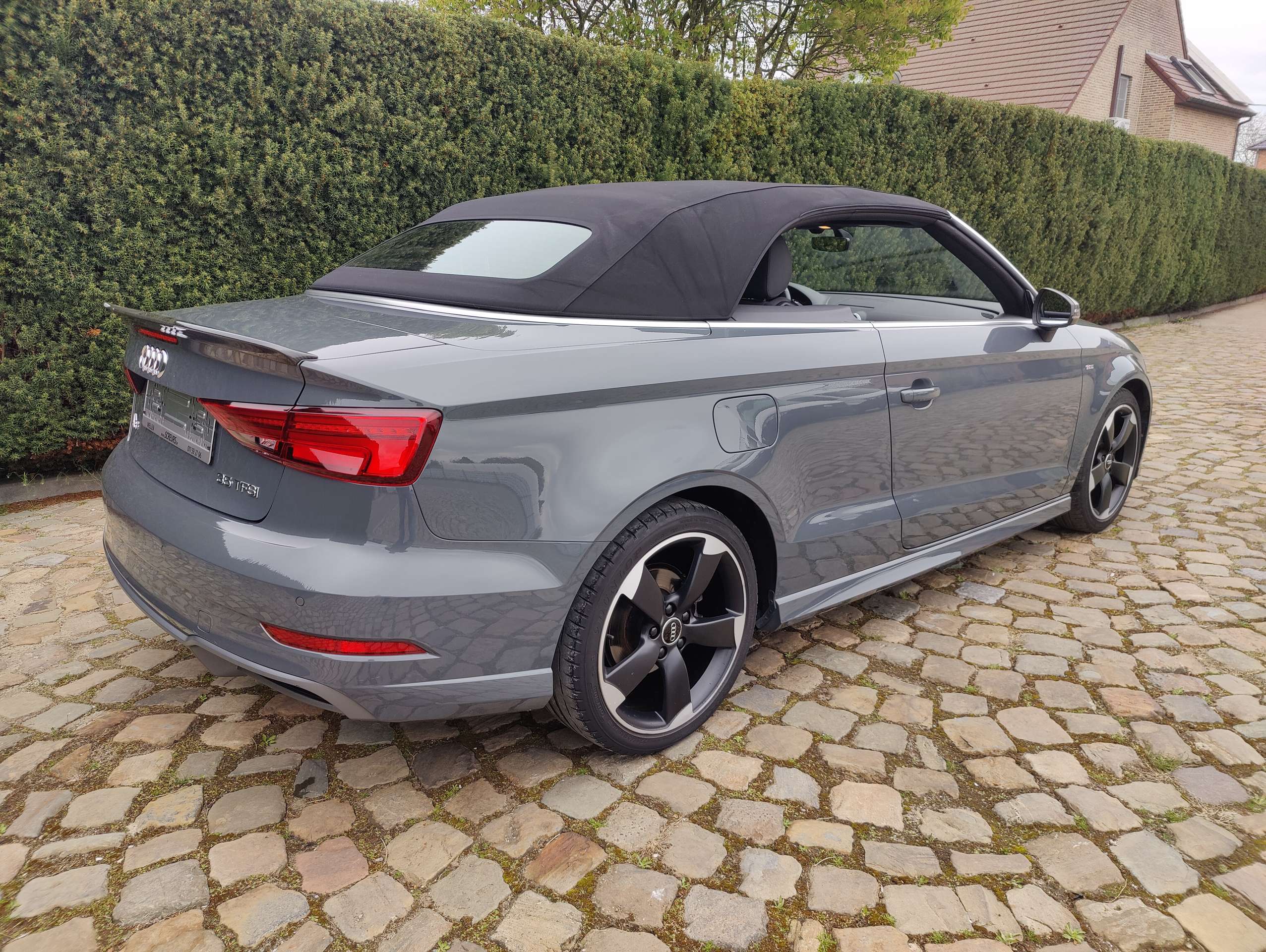 84e9639c-6167-40ab-8bb0-36fc55174fa48-audi-a3-a3-cabriolet-35-tfsi-act-sport-s-tronic-s-line-20260414.jpg