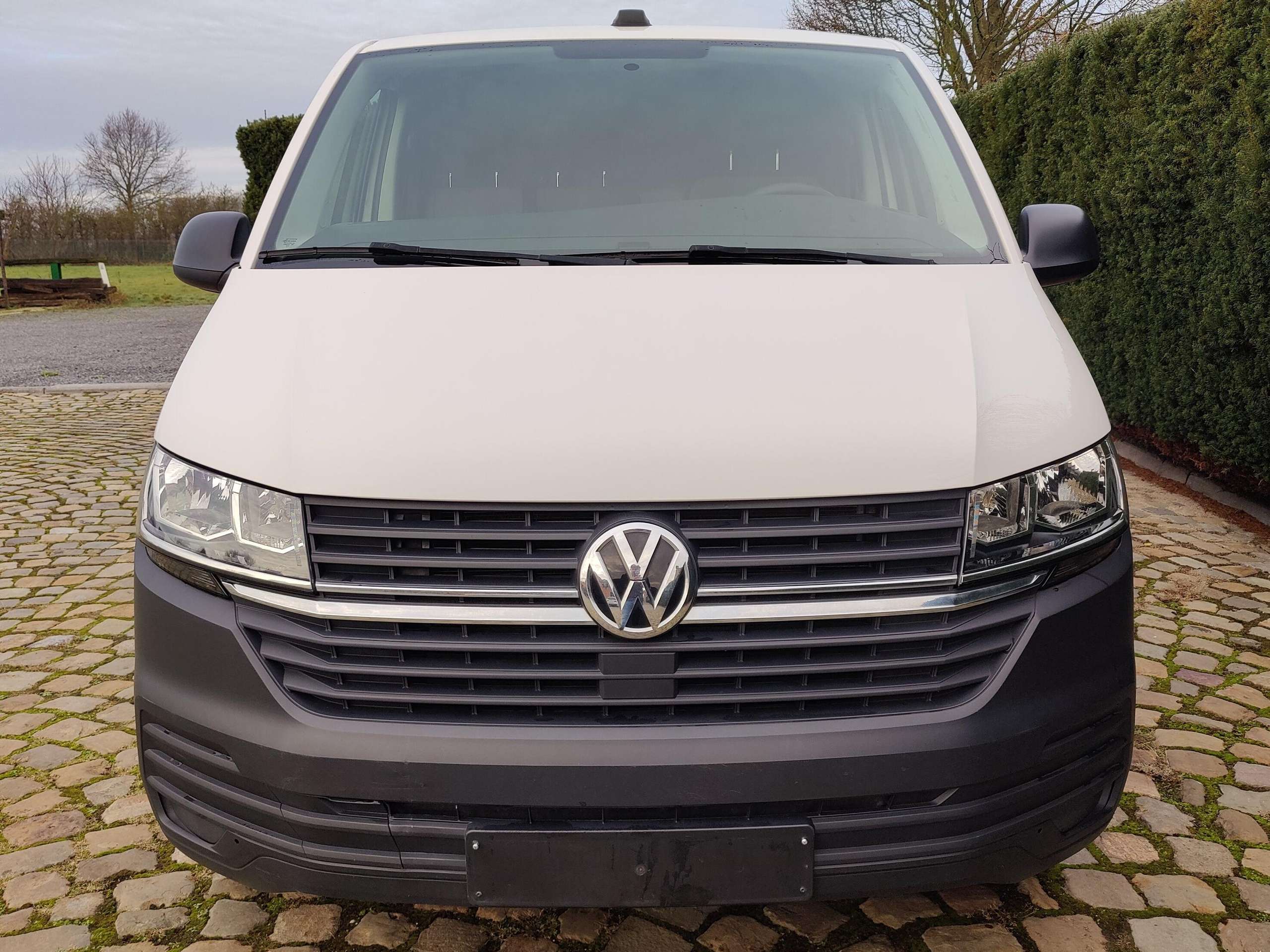 bda6a41f-fb93-41c6-8d0d-ee61478cd46f2-volkswagen-t6-1-transporter-transporter-t6-1-kurz-20260410.jpg