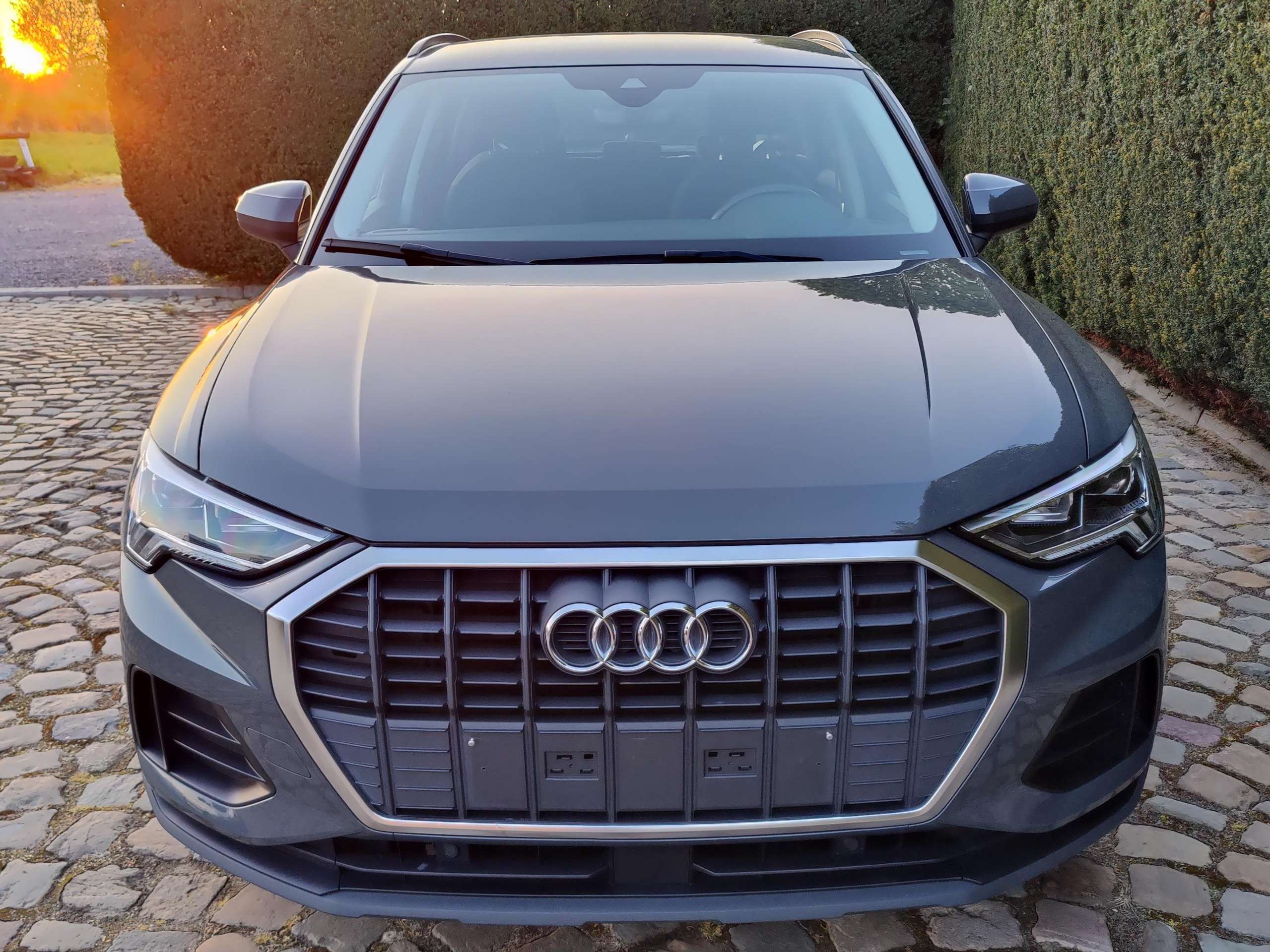 d7a85ff7-ef22-41aa-95ff-22e64e6eb6262-audi-q3-q3-35-tfsi-business-edition-attraction-str-20260424.jpg