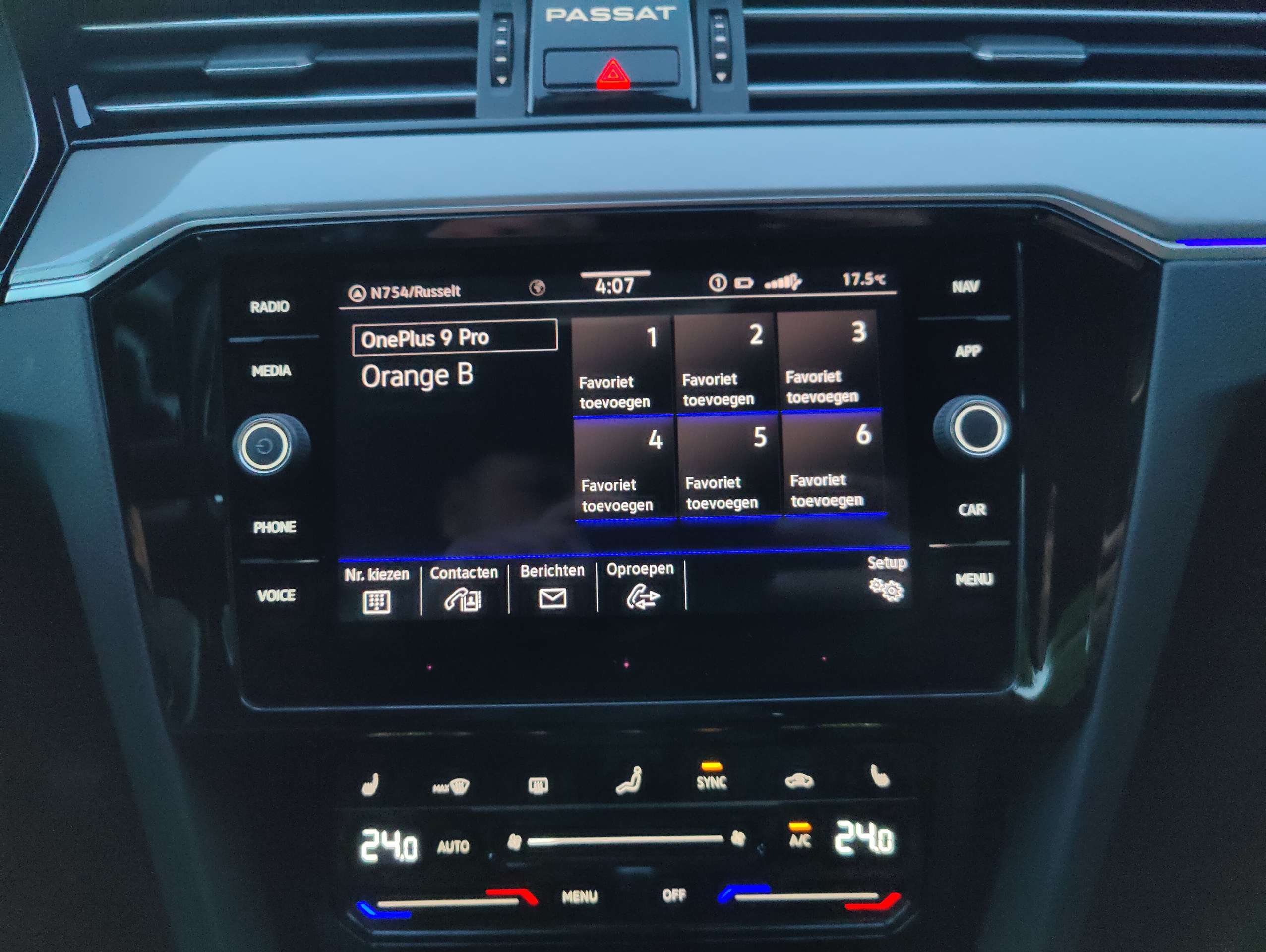 0d33203c-afe0-49ae-a86c-eafc4ef712e215-volkswagen-passat-variant-1-5-tsi-style-business-opf-20260502.jpg