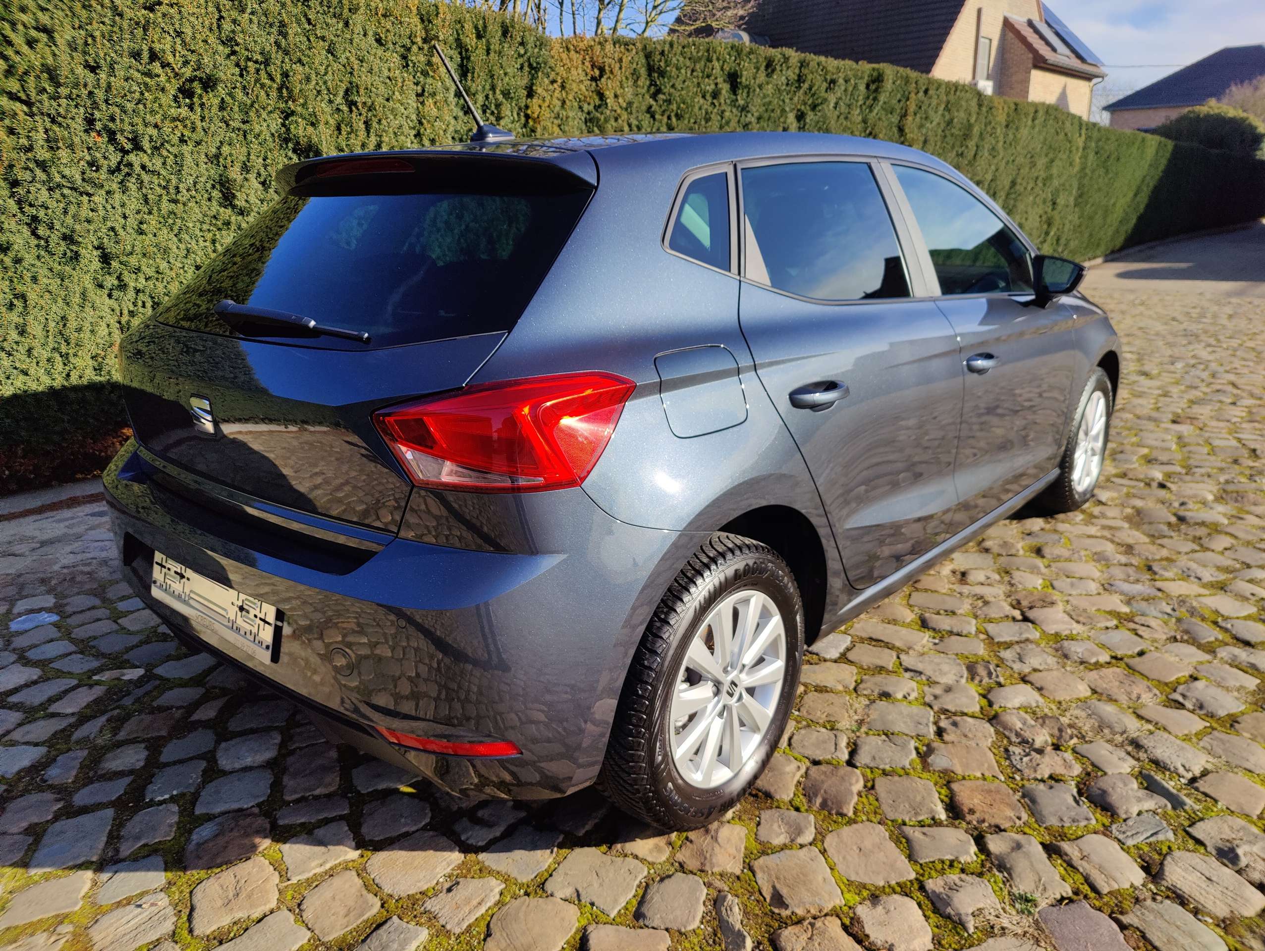 0f2ecabb-90b5-4d0f-8dbb-fa98f14e804a7-seat-ibiza-1-0-tsi-move-full-link-dsg-20260513.jpg