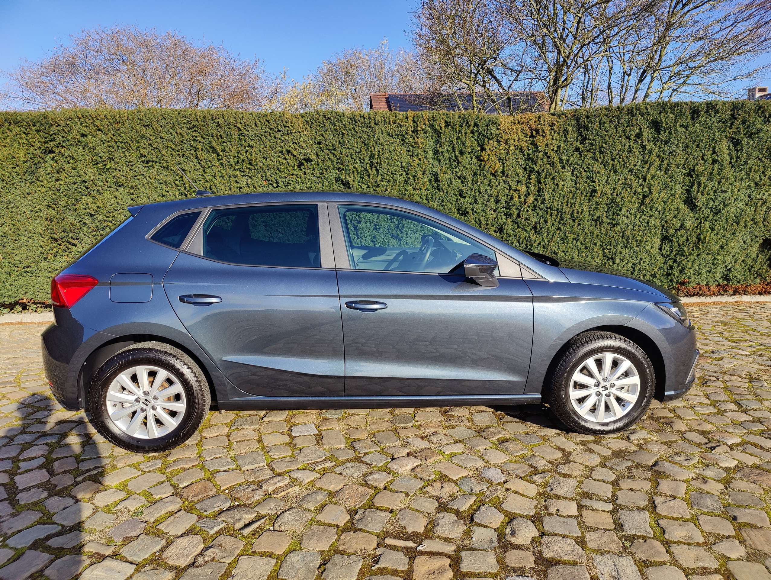 0f2ecabb-90b5-4d0f-8dbb-fa98f14e804a8-seat-ibiza-1-0-tsi-move-full-link-dsg-20260513.jpg