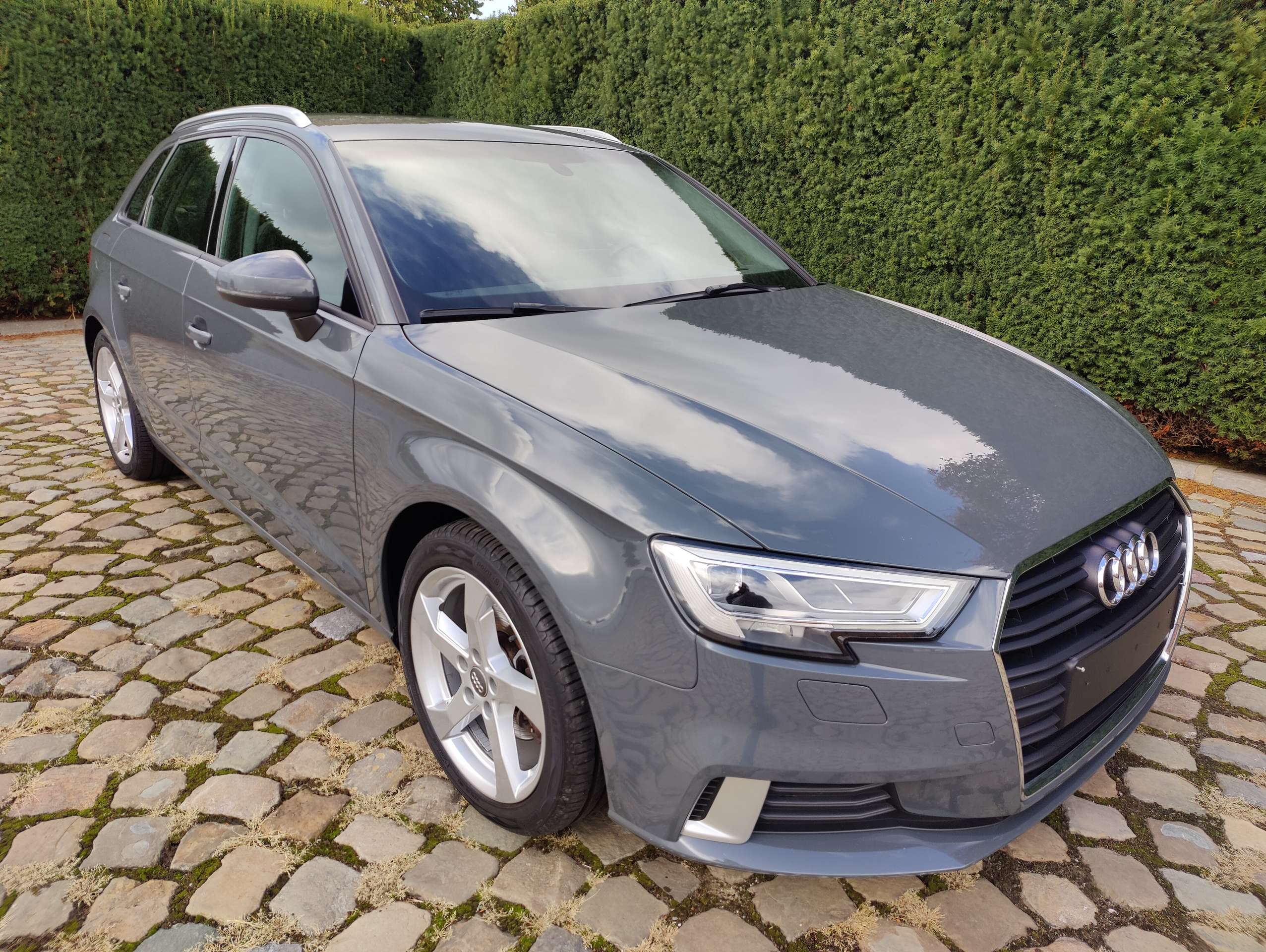0faa8d52-910c-475f-99c2-e96dc3b56e361-audi-a3-1-5-tsi-act-sport-20260513.jpg
