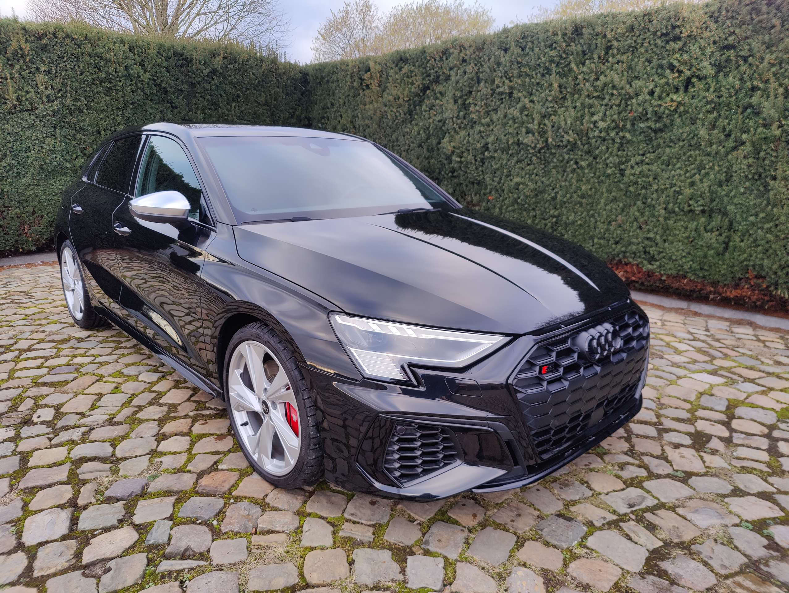 256bdaa1-6c26-412a-8d44-7d945dc623892-audi-s3-s3-sportback-2-0-tfsi-quattro-s-tronicrs-stoelen-20260528.jpg