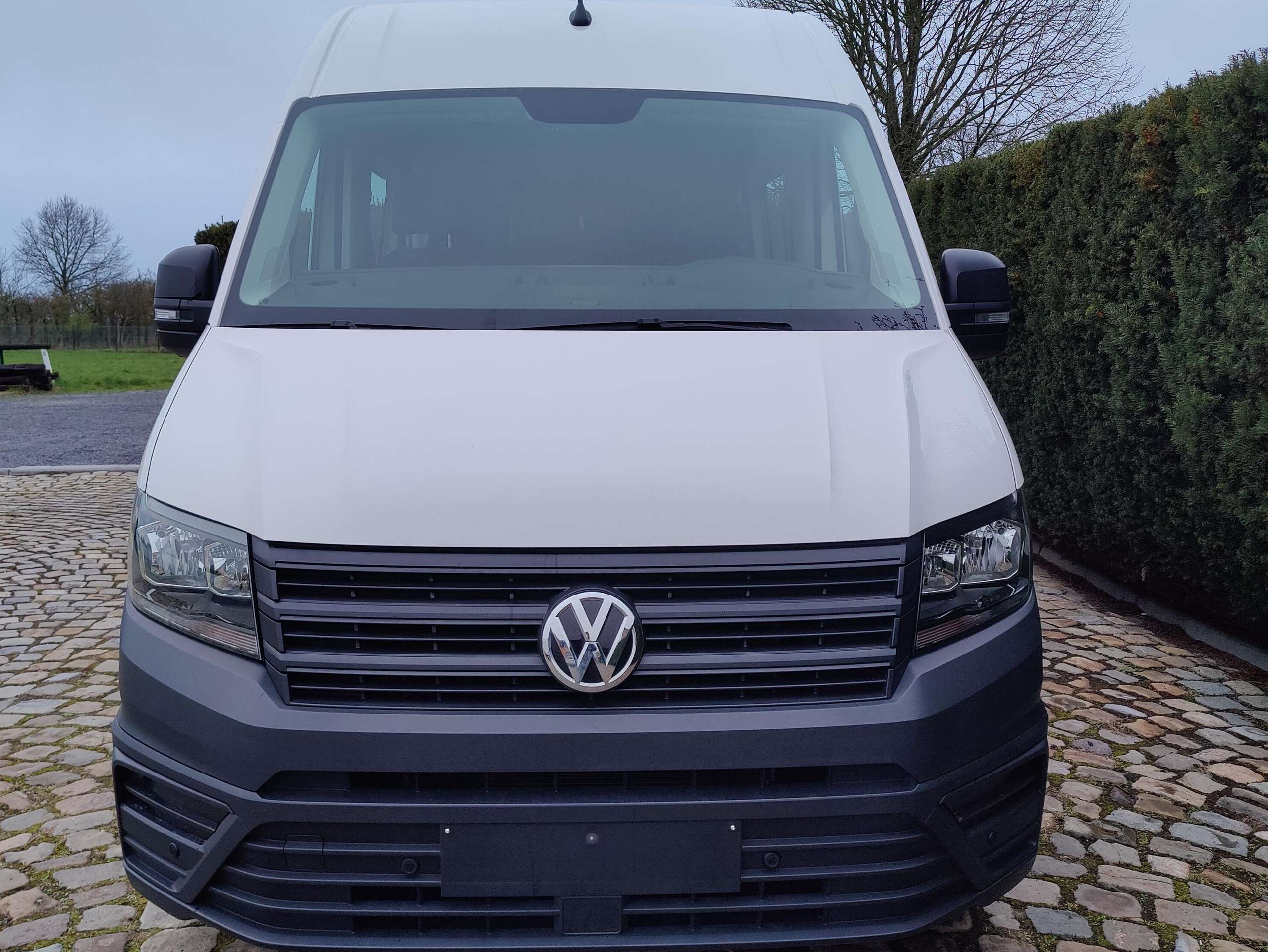 2e6f08bf-d3dc-4c00-a1f6-90f80205c2d82-volkswagen-crafter-2-0-cr-tdi-l3h3-eu6d-7-plaatsen-20260513.jpg