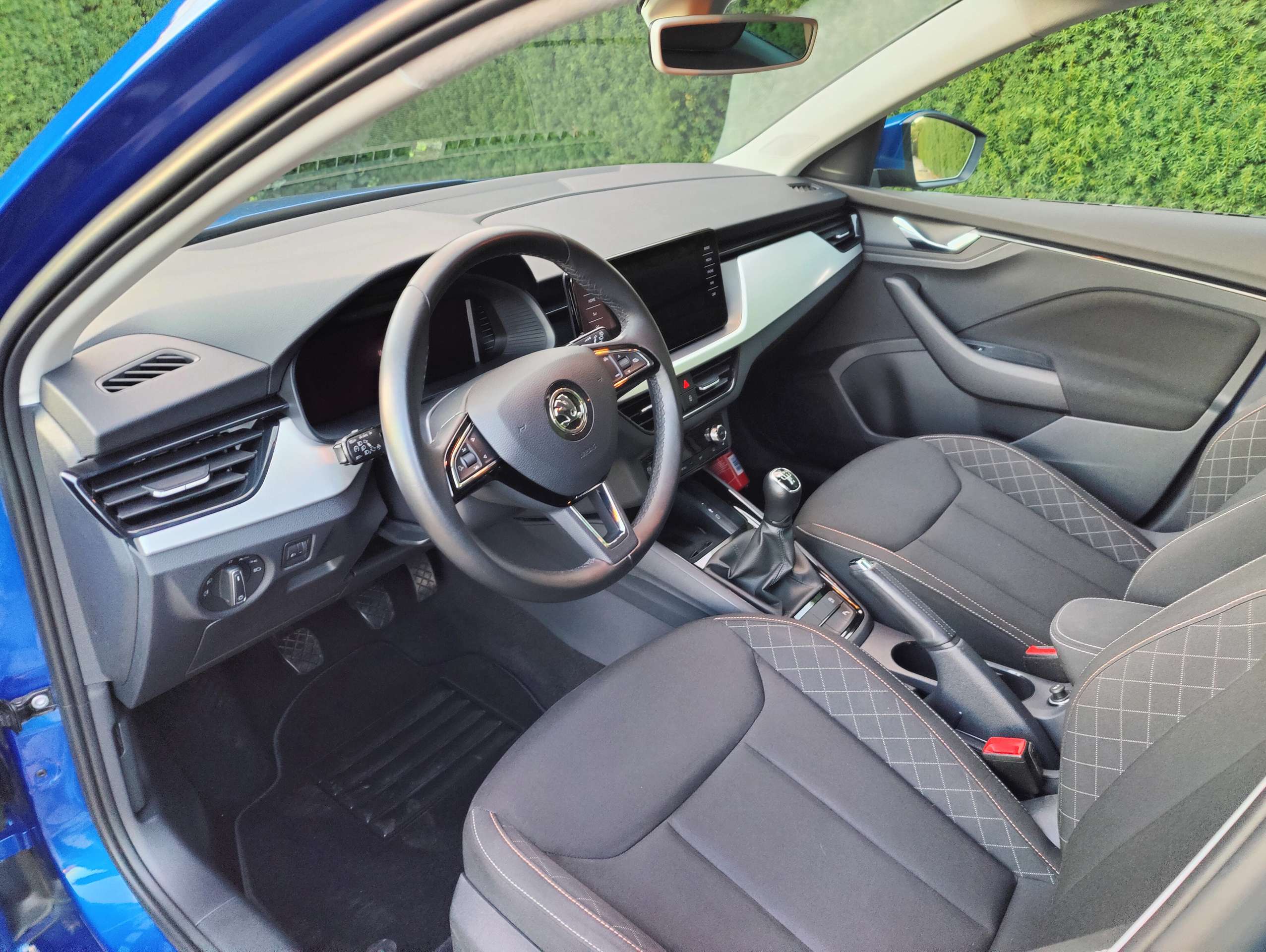 30eefe64-de52-4bdd-aa9a-16976d5f0f3a9-skoda-scala-scala-1-0-tsi-ambition-20260513.jpg
