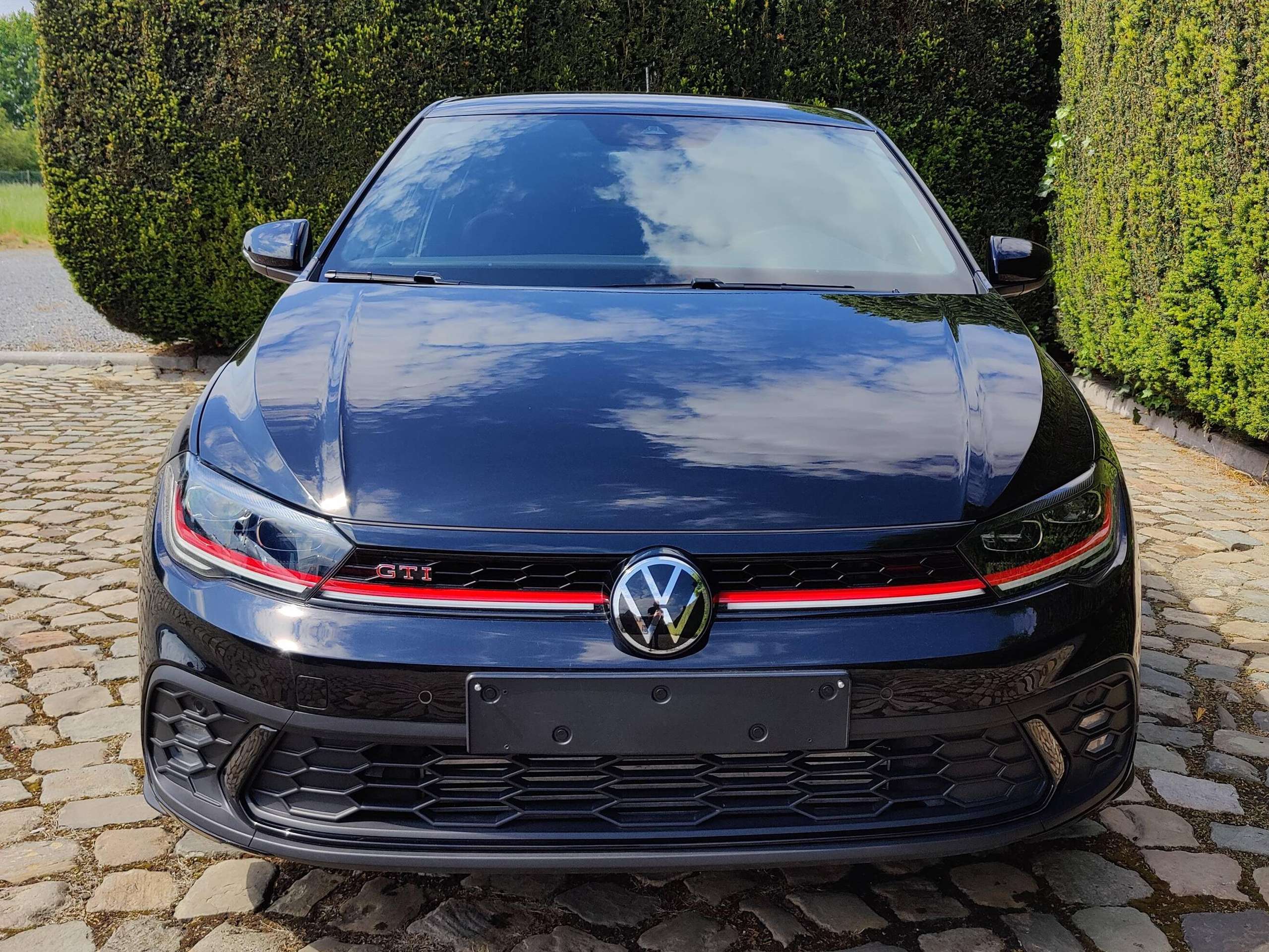 314006eb-b887-4b75-b7a1-6da6e46299463-volkswagen-polo-gti-polo-gti-2-0-tsi-dsg-20260510.jpg