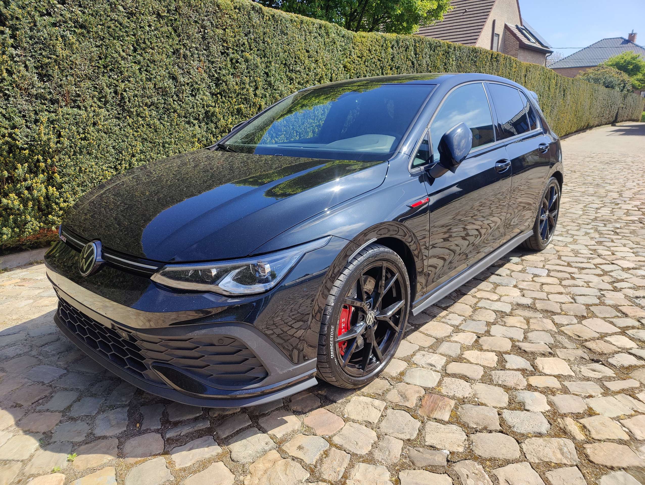 48152f96-b4ad-4fb3-80a8-f566f24a7a1d4-volkswagen-golf-gti-golf-2-0-tsi-gti-clubsport-opf-dsg-harman-kardon-20260513.jpg