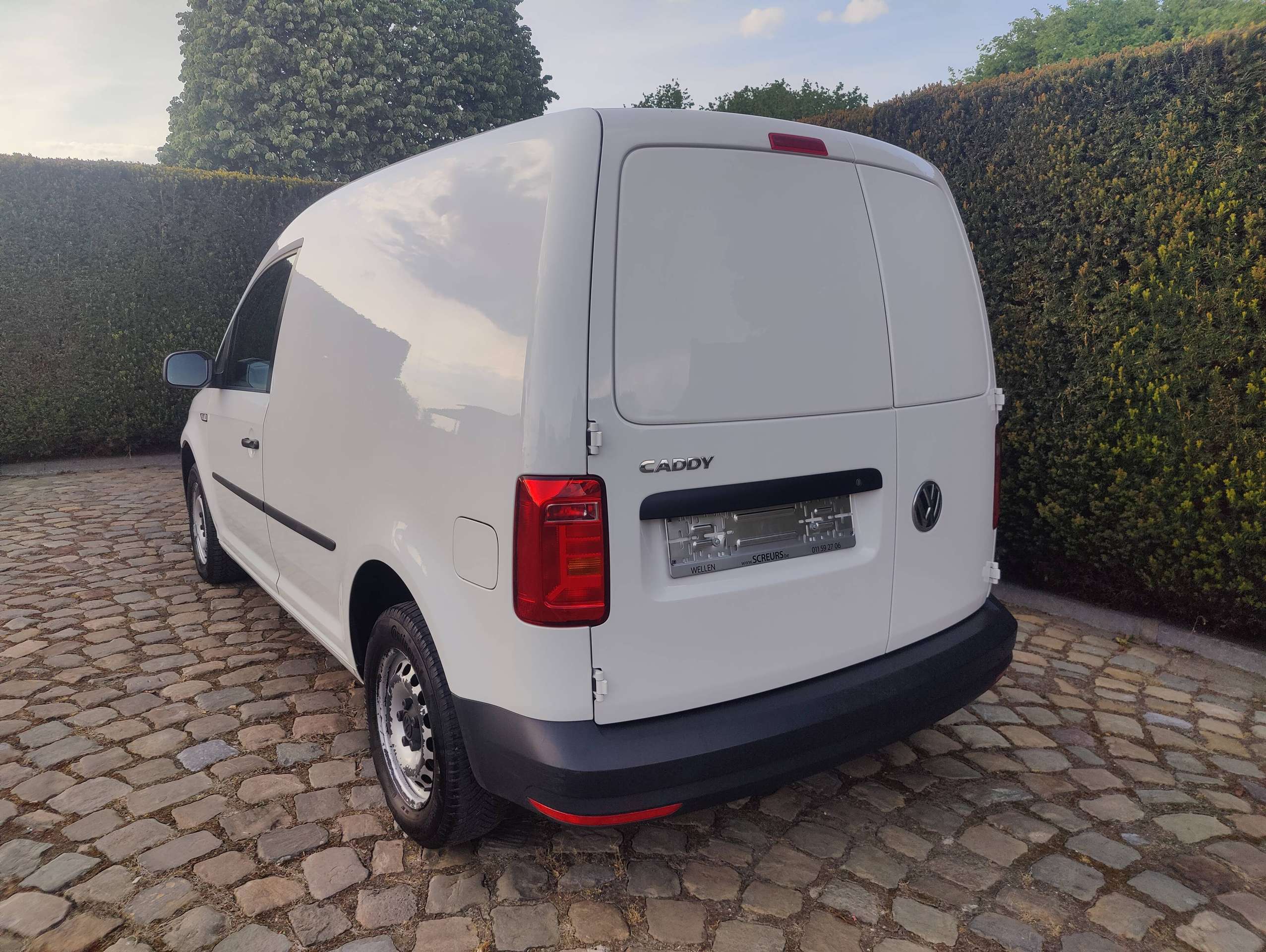 56186b89-fcb2-4e20-a7ef-512ad628b2bb5-volkswagen-caddy-caddy-2-0-cr-tdi-scr-eu6-20260513.jpg