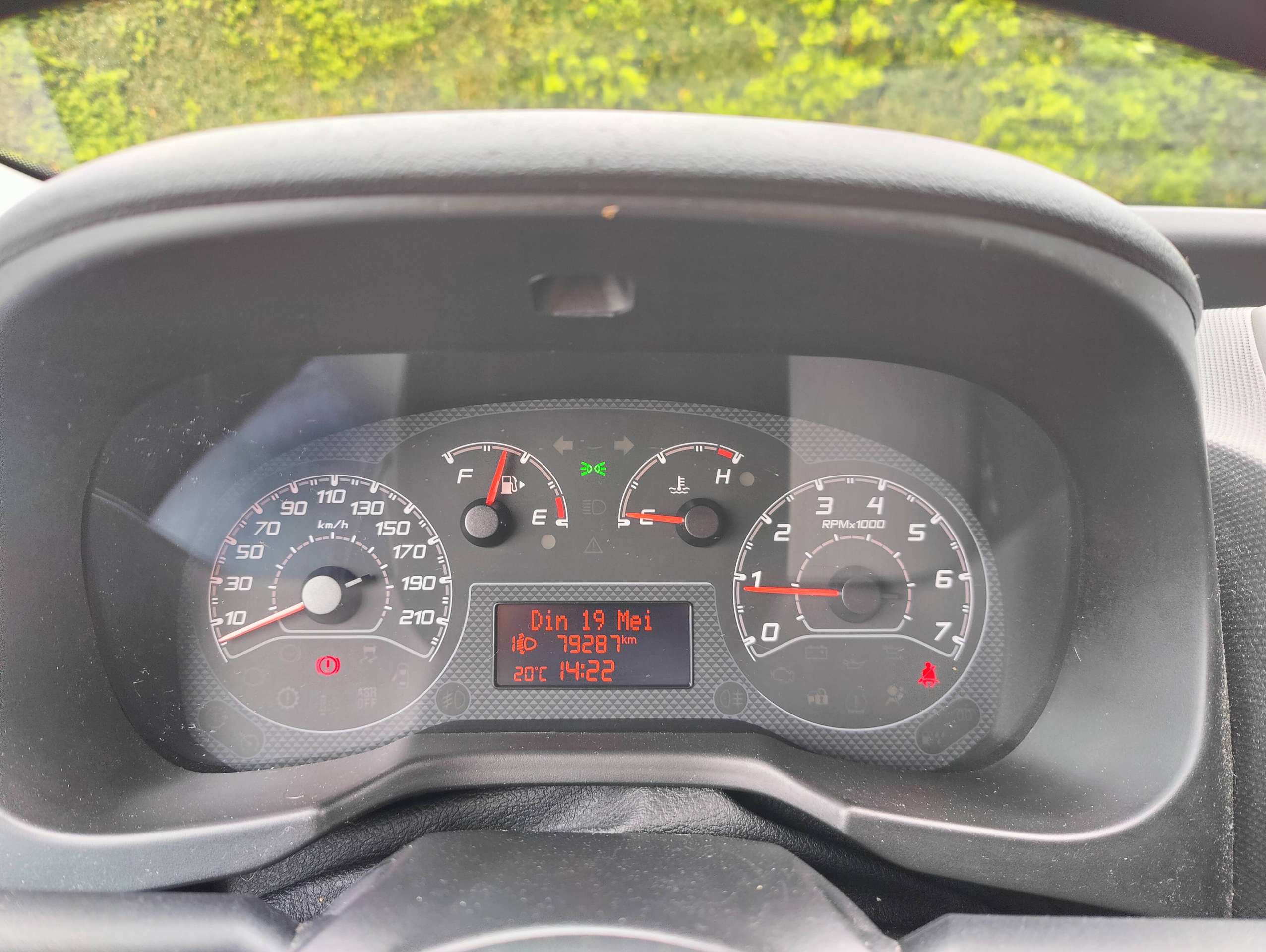 618db043-c5af-441d-abcf-f76f50f99a6c12-fiat-qubo-qubo-1-4i-20260523.jpg