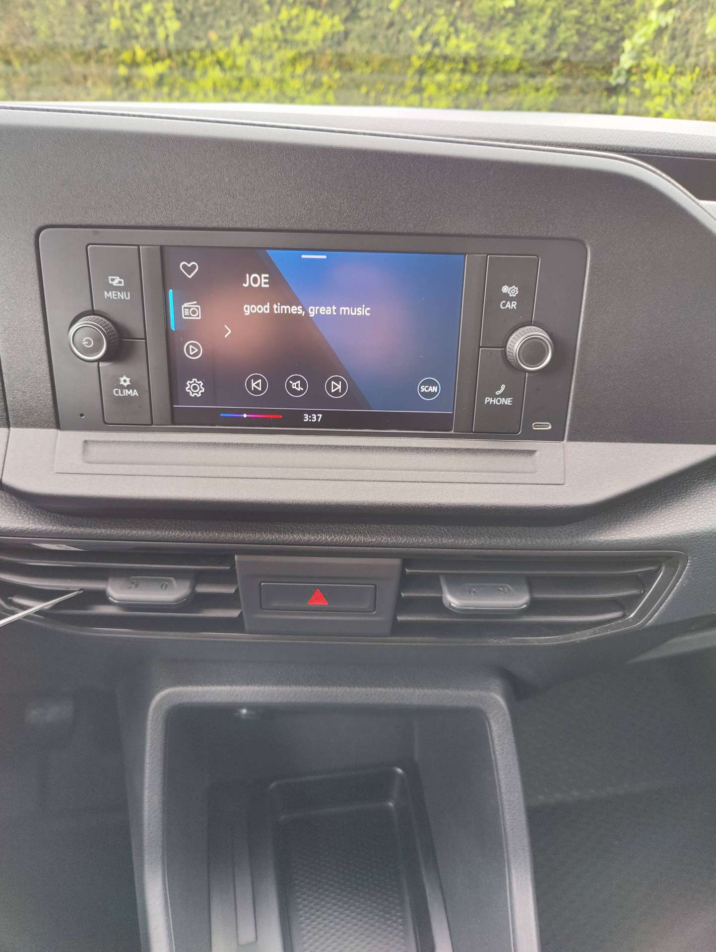 75f9018a-aa26-4133-b477-94c0679facb413-volkswagen-caddy-2-0-tdi-20260520.jpg