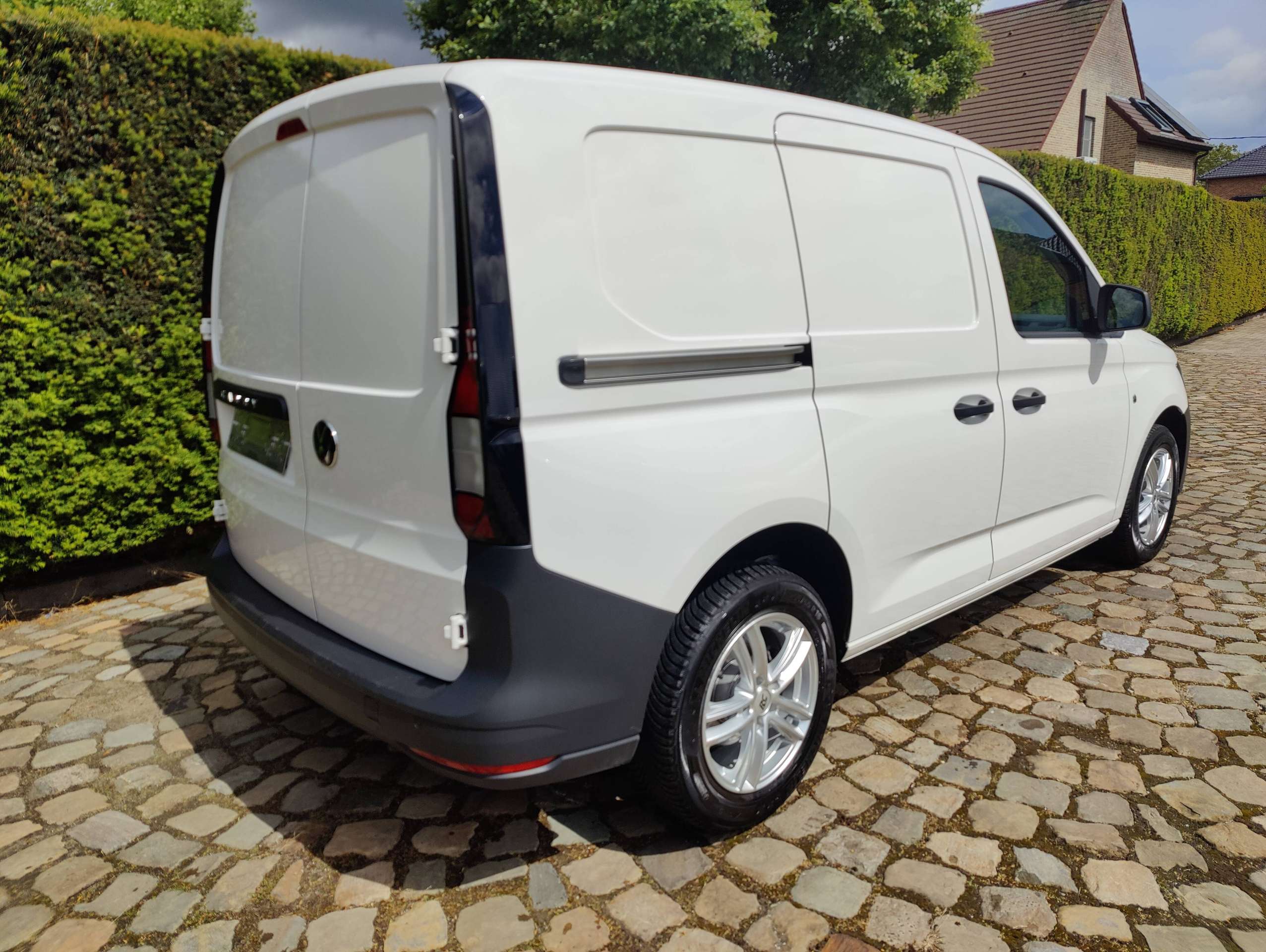 75f9018a-aa26-4133-b477-94c0679facb47-volkswagen-caddy-2-0-tdi-20260520.jpg