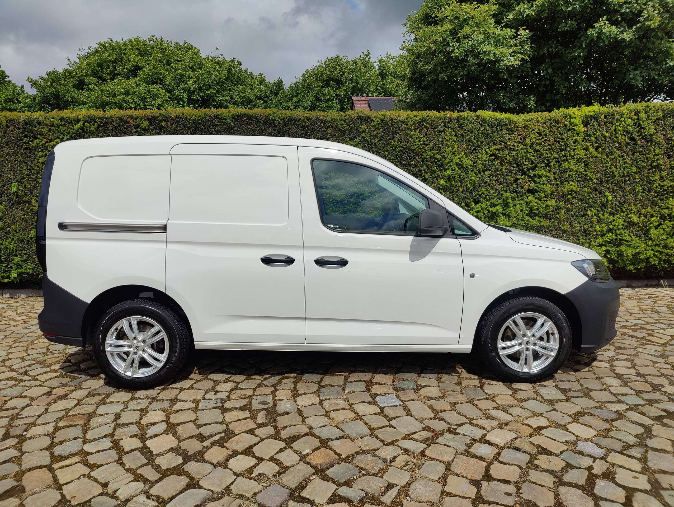 75f9018a-aa26-4133-b477-94c0679facb48-volkswagen-caddy-2-0-tdi-20260520.jpg