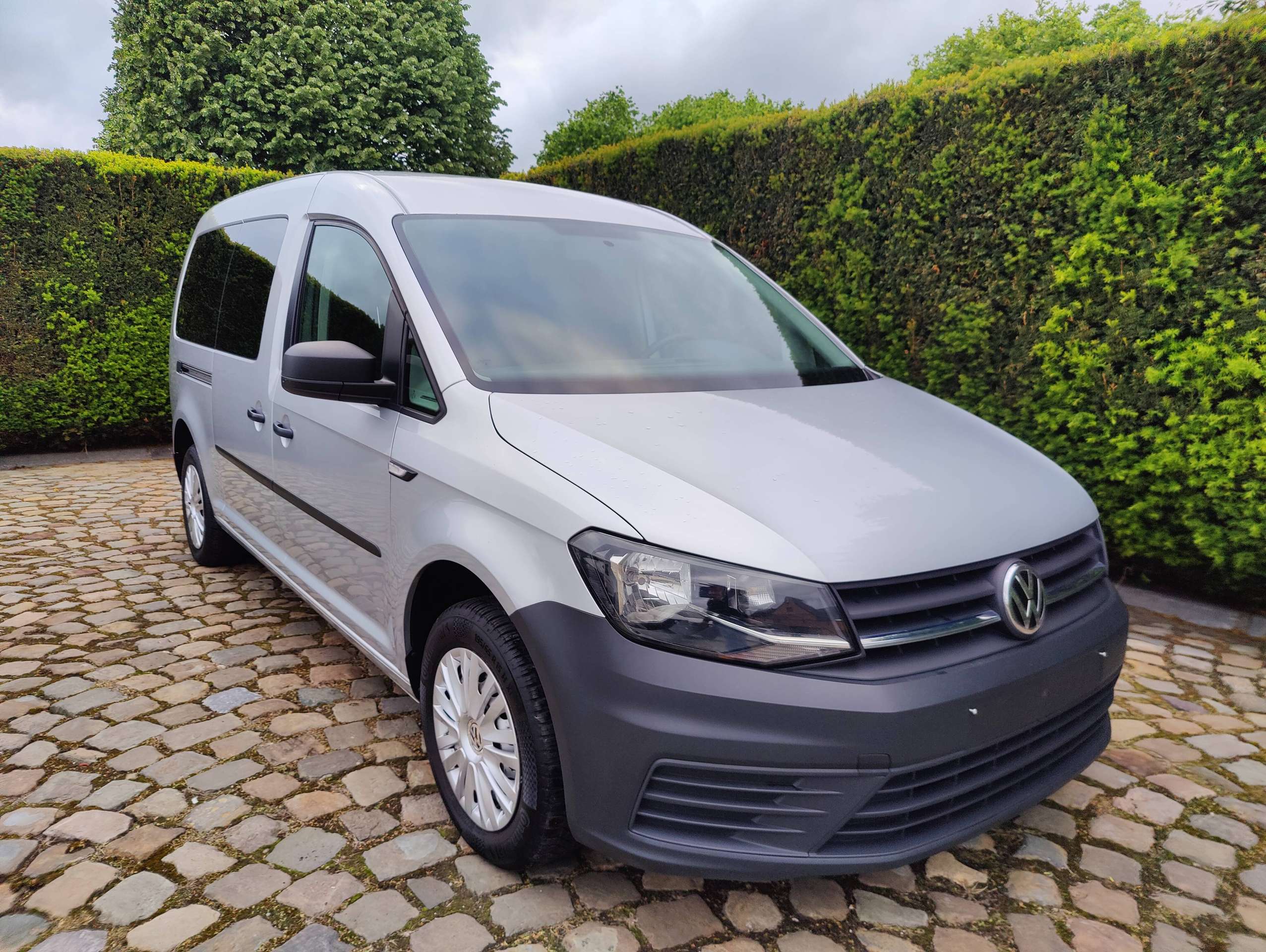 86343af4-4449-490a-8e9a-cb4628faa6ab1-volkswagen-caddy-caddy-maxi-2-0-tdi-scr-maxi-conceptline-export-20260523.jpg