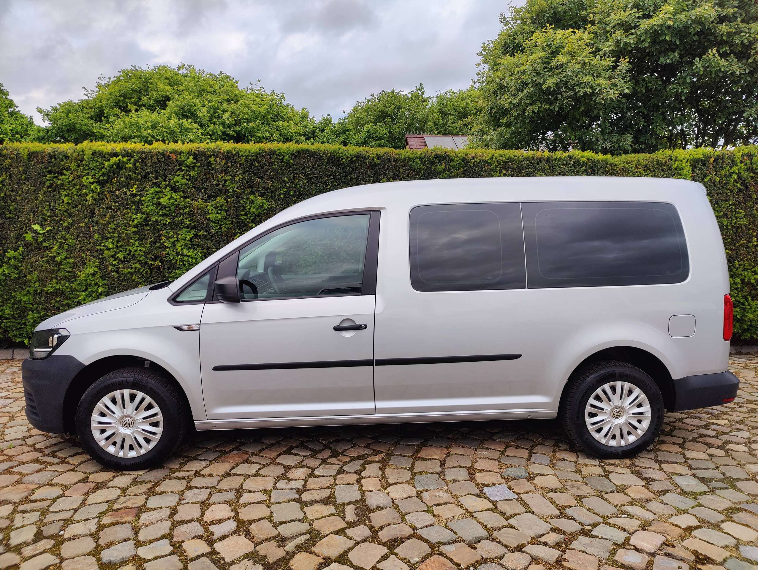 86343af4-4449-490a-8e9a-cb4628faa6ab4-volkswagen-caddy-caddy-maxi-2-0-tdi-scr-maxi-conceptline-export-20260523.jpg