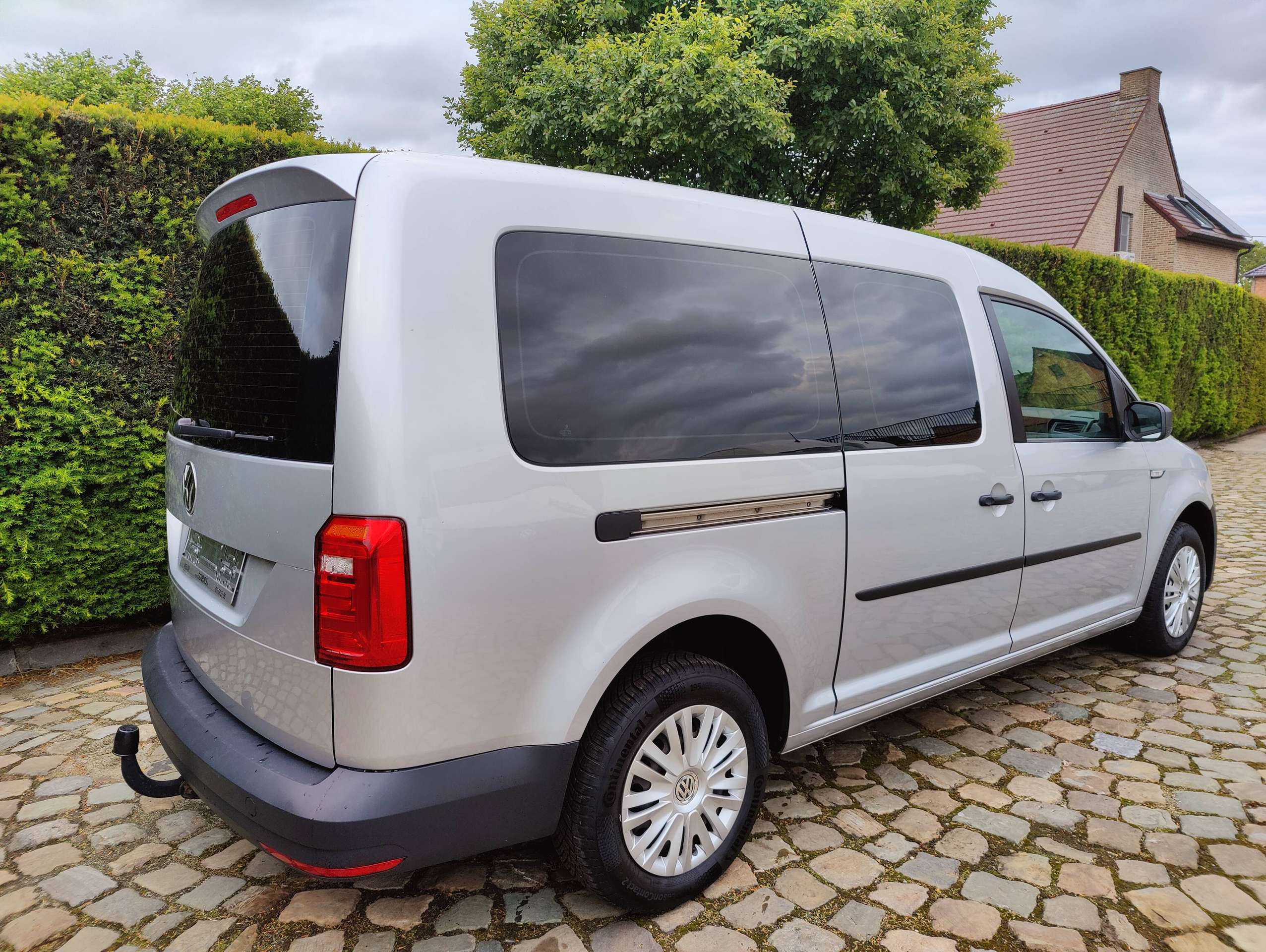 86343af4-4449-490a-8e9a-cb4628faa6ab7-volkswagen-caddy-caddy-maxi-2-0-tdi-scr-maxi-conceptline-export-20260523.jpg