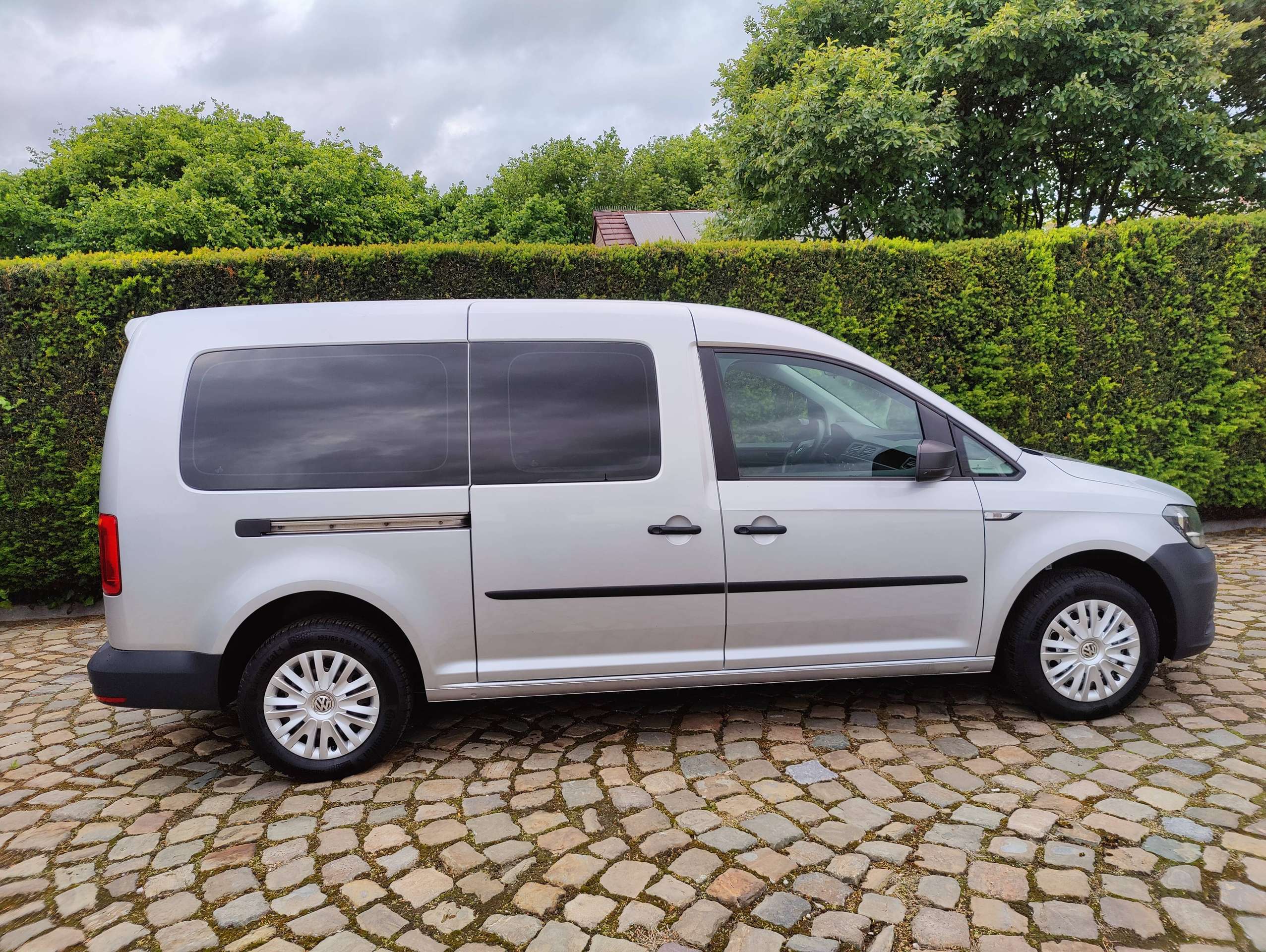86343af4-4449-490a-8e9a-cb4628faa6ab8-volkswagen-caddy-caddy-maxi-2-0-tdi-scr-maxi-conceptline-export-20260523.jpg