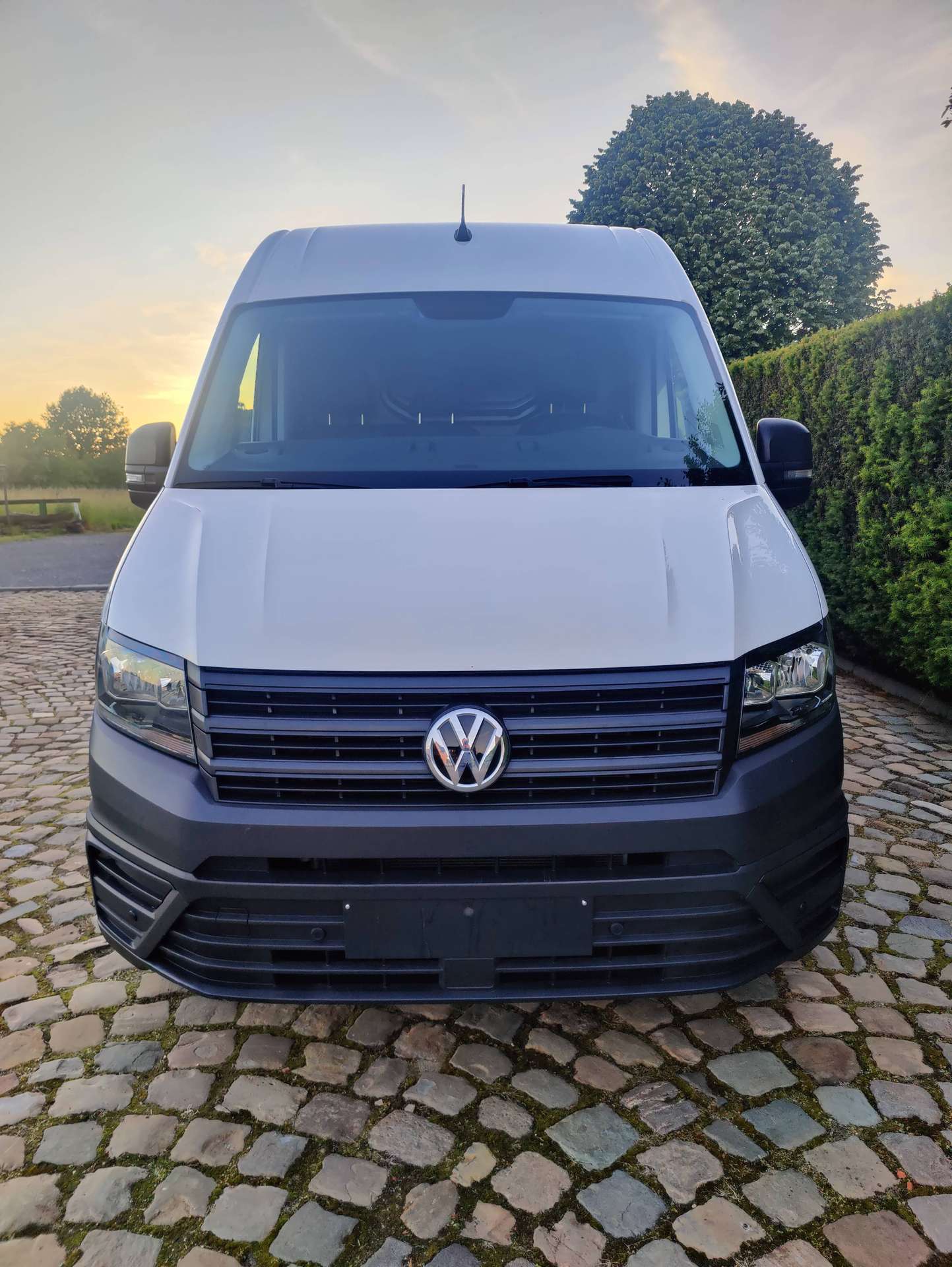 ab6fcb92-7f92-45d6-b256-84ab52e915452-volkswagen-crafter-crafter-2-0-cr-tdi-l4h3-eu6d-20260530.jpg