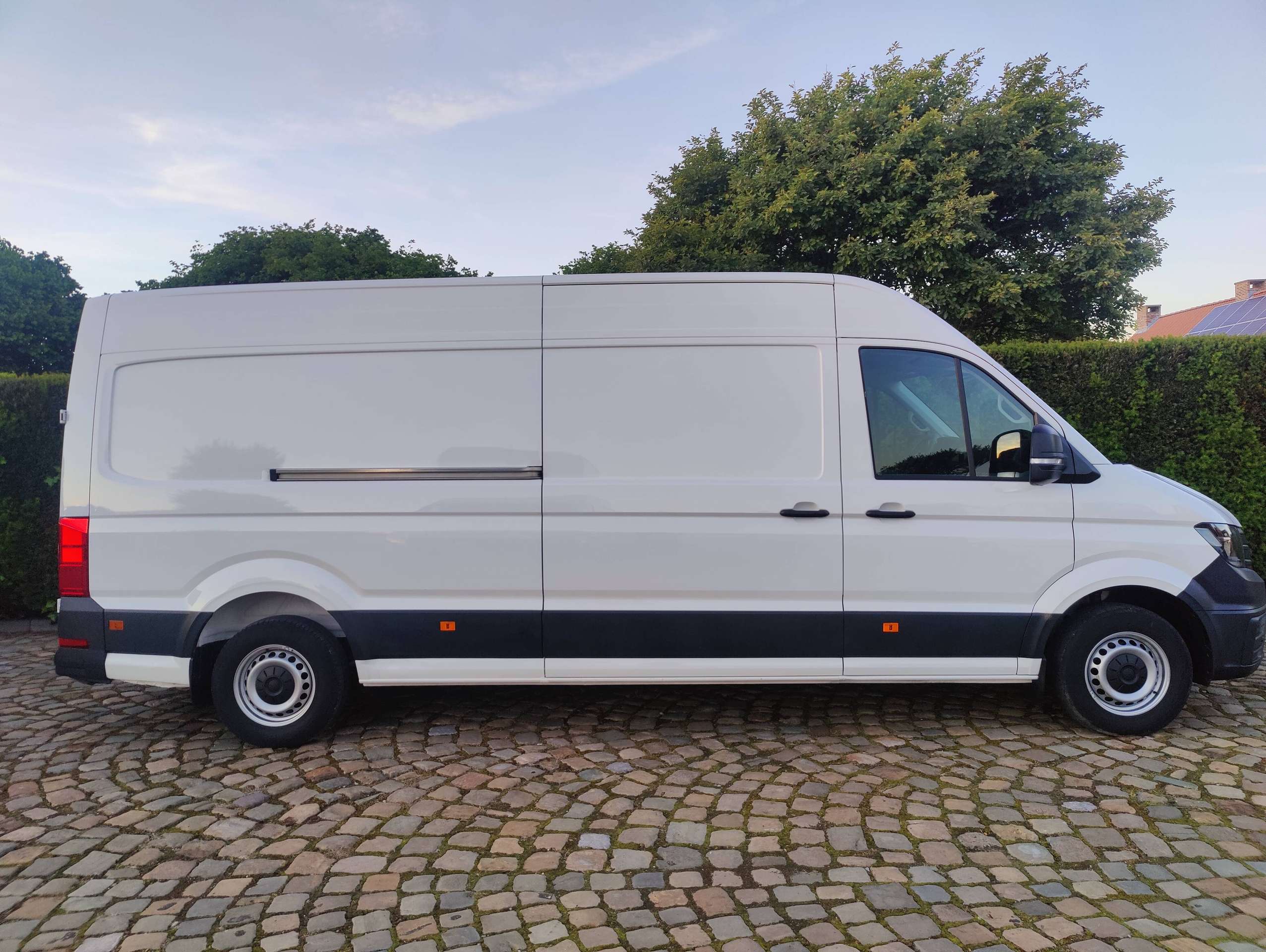 ab6fcb92-7f92-45d6-b256-84ab52e915458-volkswagen-crafter-crafter-2-0-cr-tdi-l4h3-eu6d-20260530.jpg
