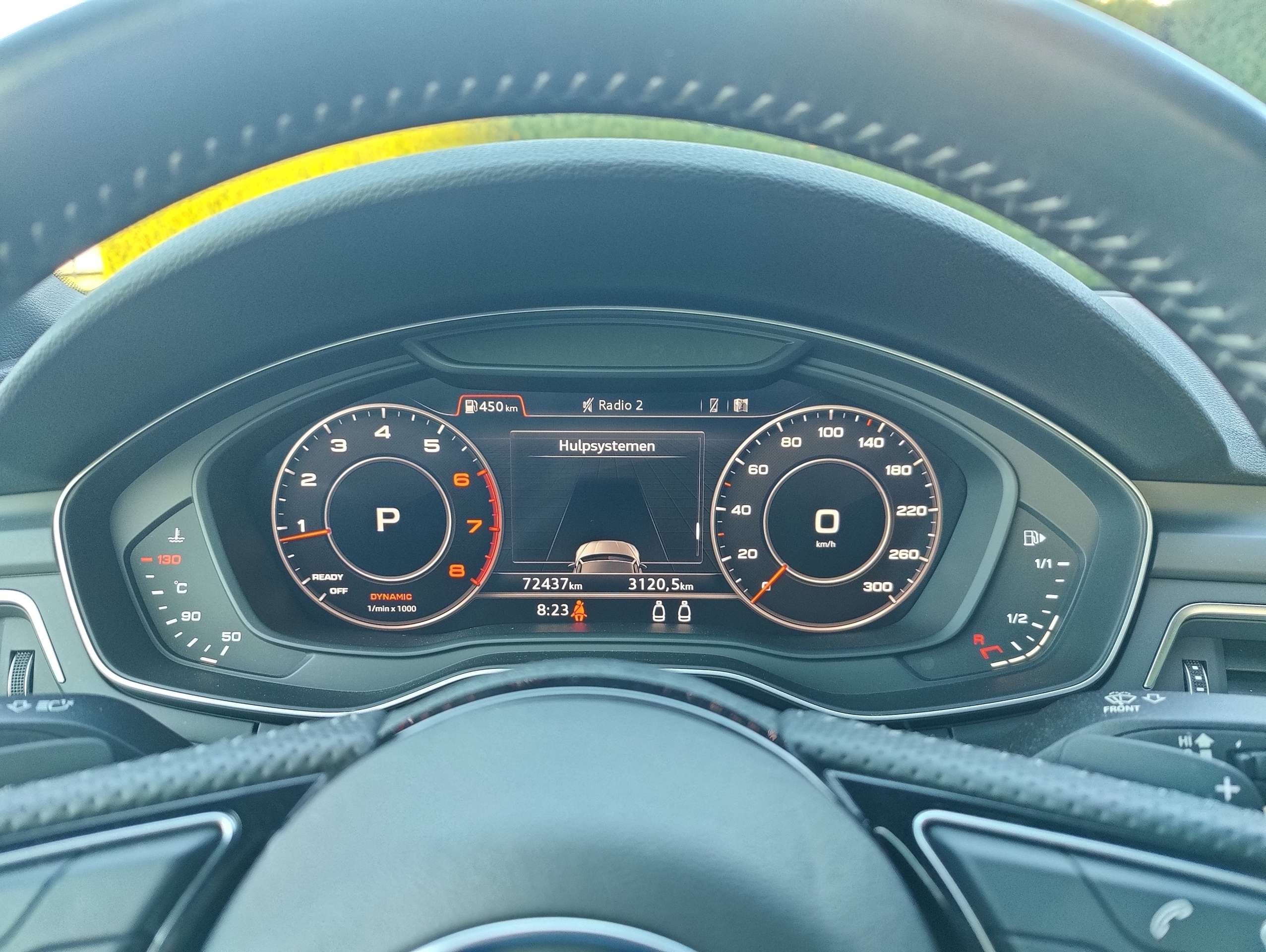 bc64bee7-e752-4c86-ba3d-20e8d8e7783912-audi-a5-a5-cabrio-40-tfsi-s-tronic-s-line-20260513.jpg