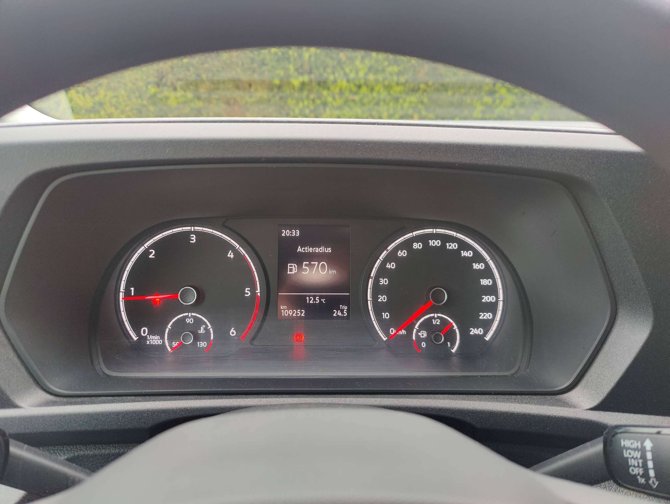 bf86e913-2c61-4503-92da-eb74c93e4c3112-volkswagen-caddy-caddy-2-0-tdi-20260513.jpg