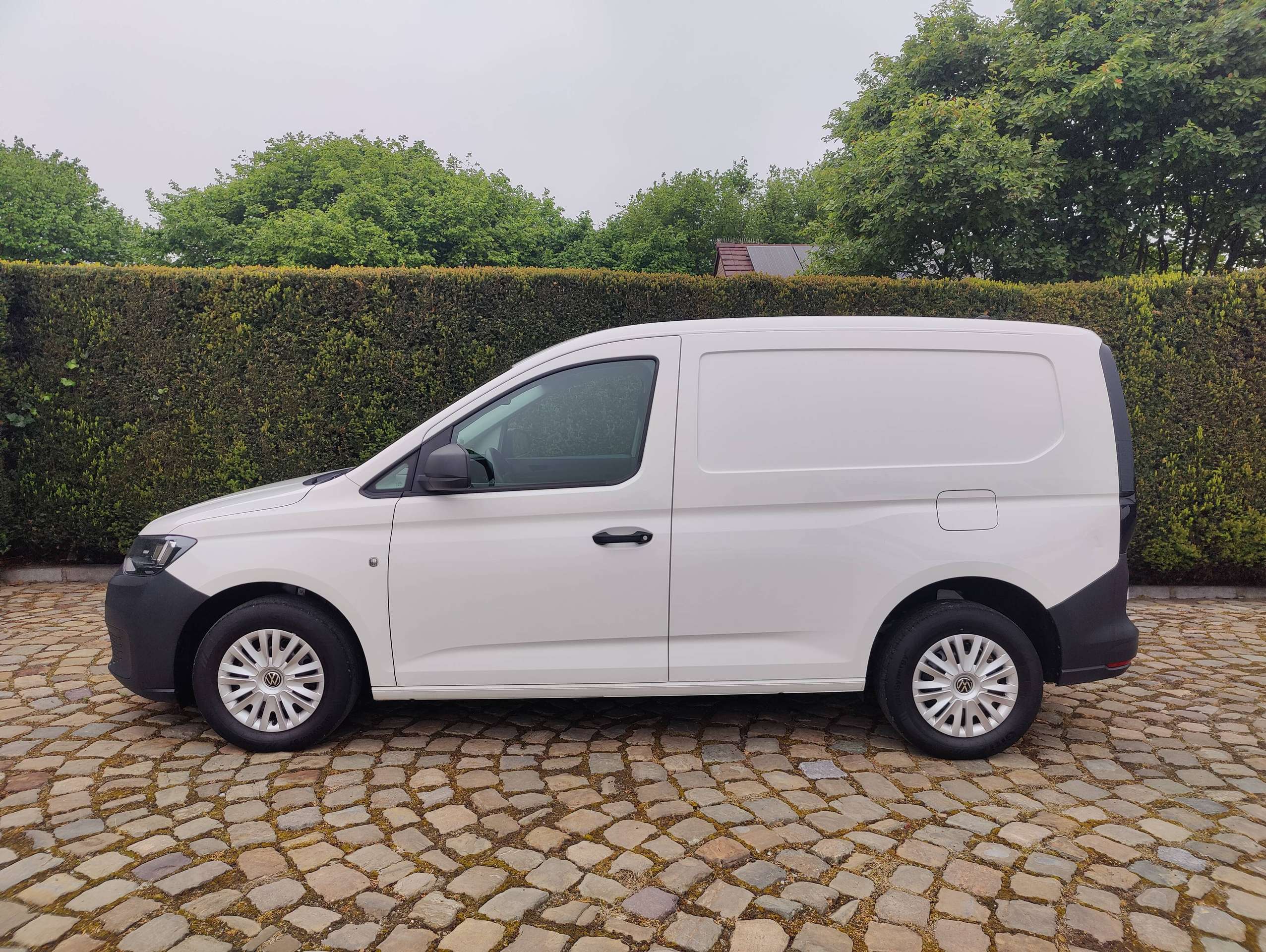 bf86e913-2c61-4503-92da-eb74c93e4c314-volkswagen-caddy-caddy-2-0-tdi-20260507.jpg