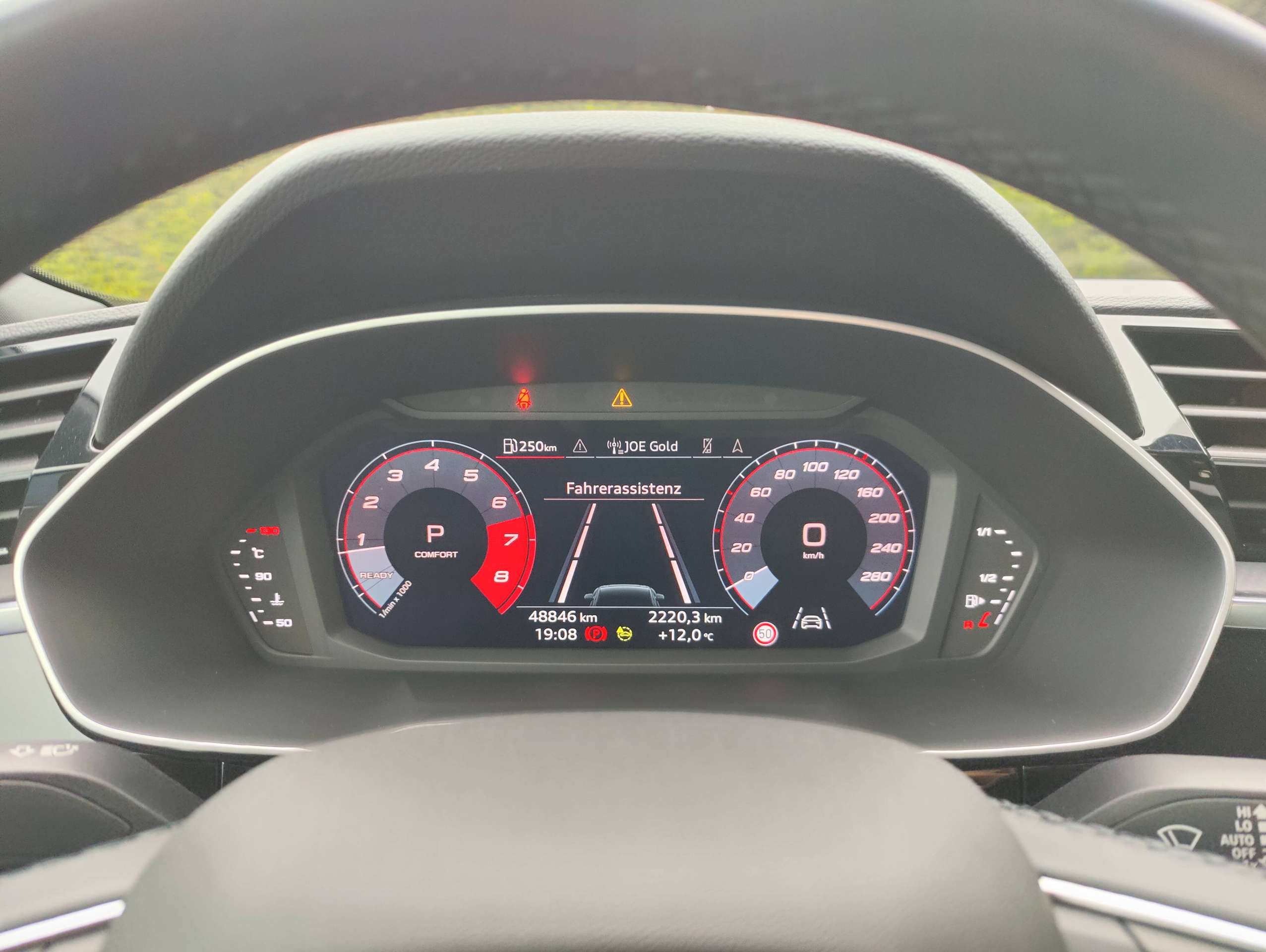 d8157119-8209-4bc9-a4c4-98ca204245d212-audi-q3-q3-35-tfsi-business-edition-advanced-s-tronic-20260507.jpg