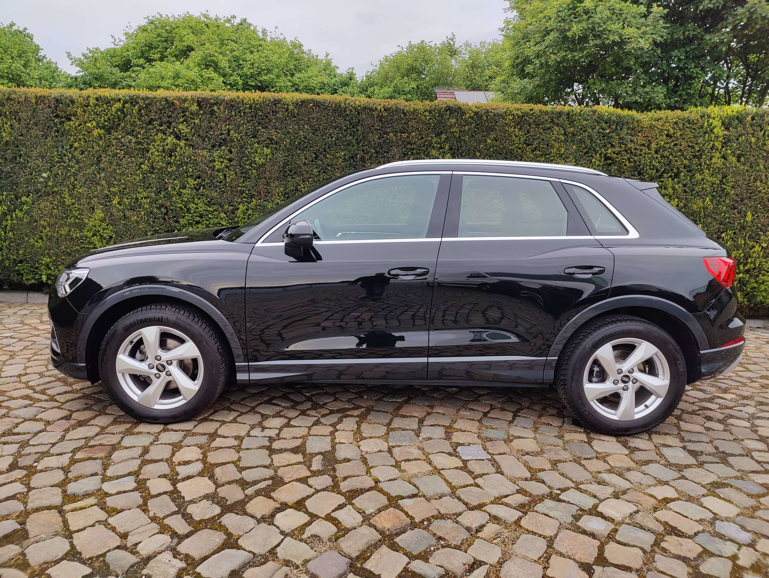 d8157119-8209-4bc9-a4c4-98ca204245d25-audi-q3-q3-35-tfsi-business-edition-advanced-s-tronic-20260507.jpg