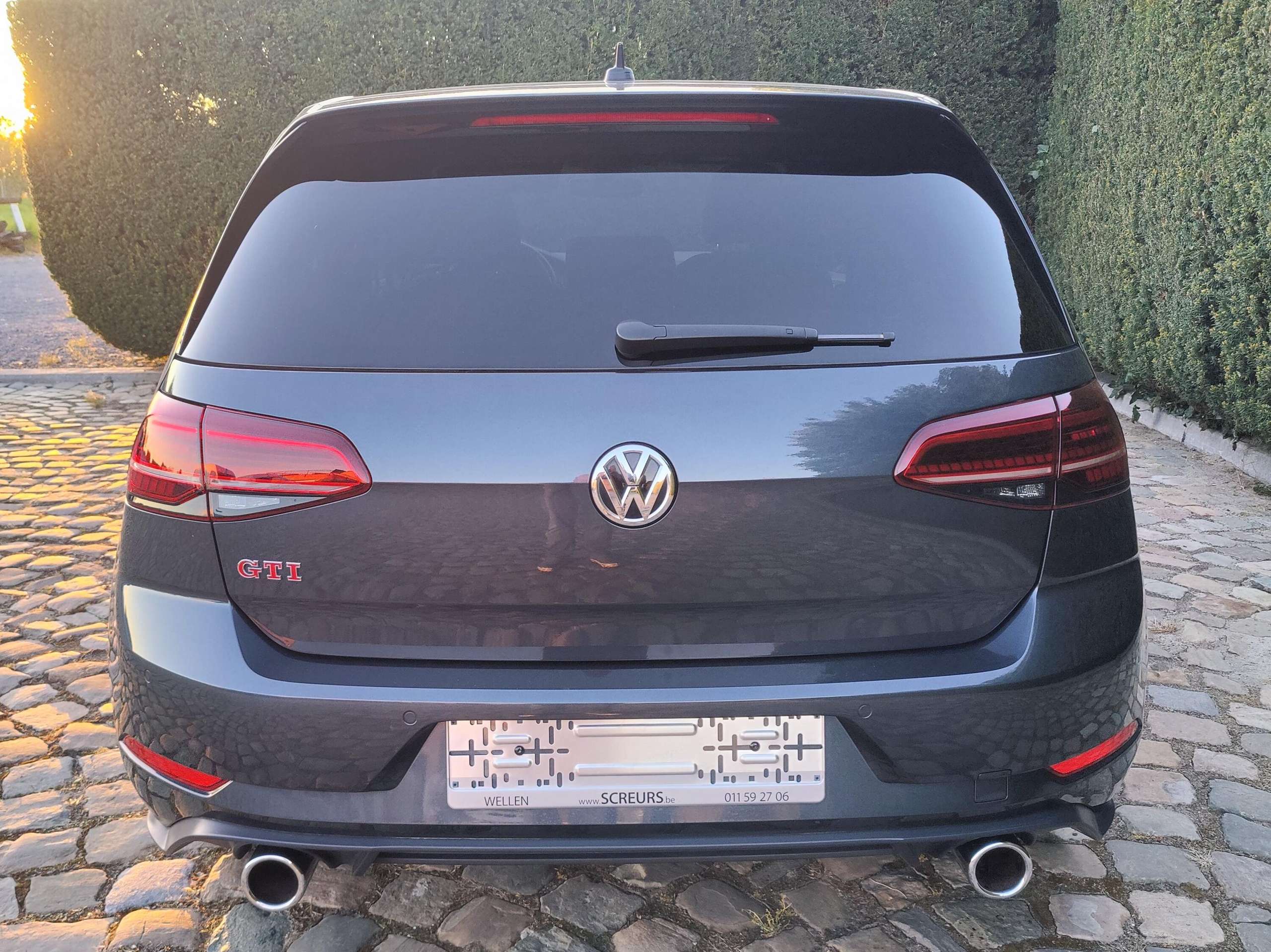 ea73351e-17b7-4c92-8e4e-ece3a116fa227-volkswagen-golf-gti-2-0-tsi-performance-dsg-bluemotion-tech-20260513.jpg