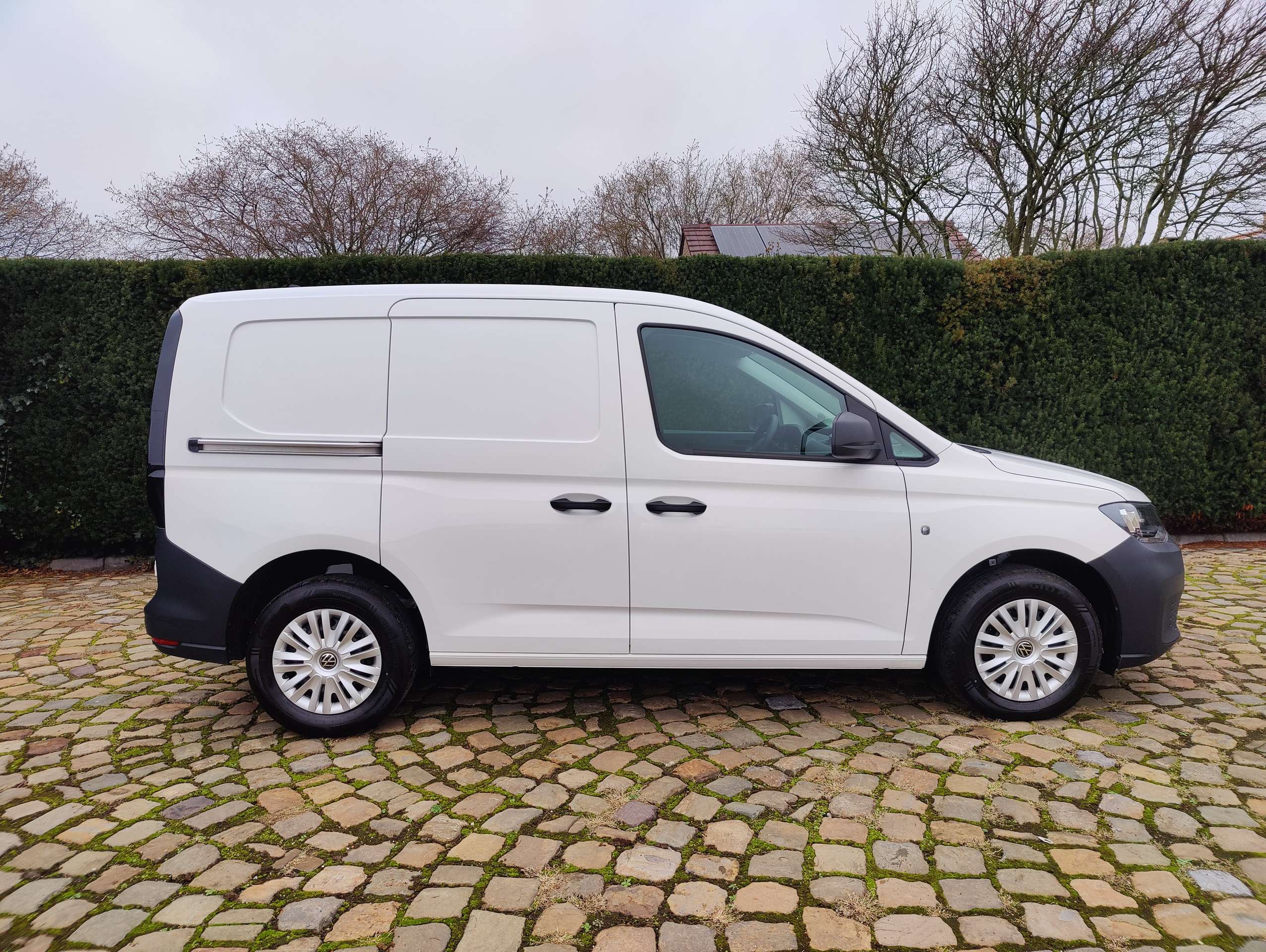 f84eb85a-924a-4b27-b150-5c6ab4ed6aa78-volkswagen-caddy-2-0-tdi-20260513.jpg