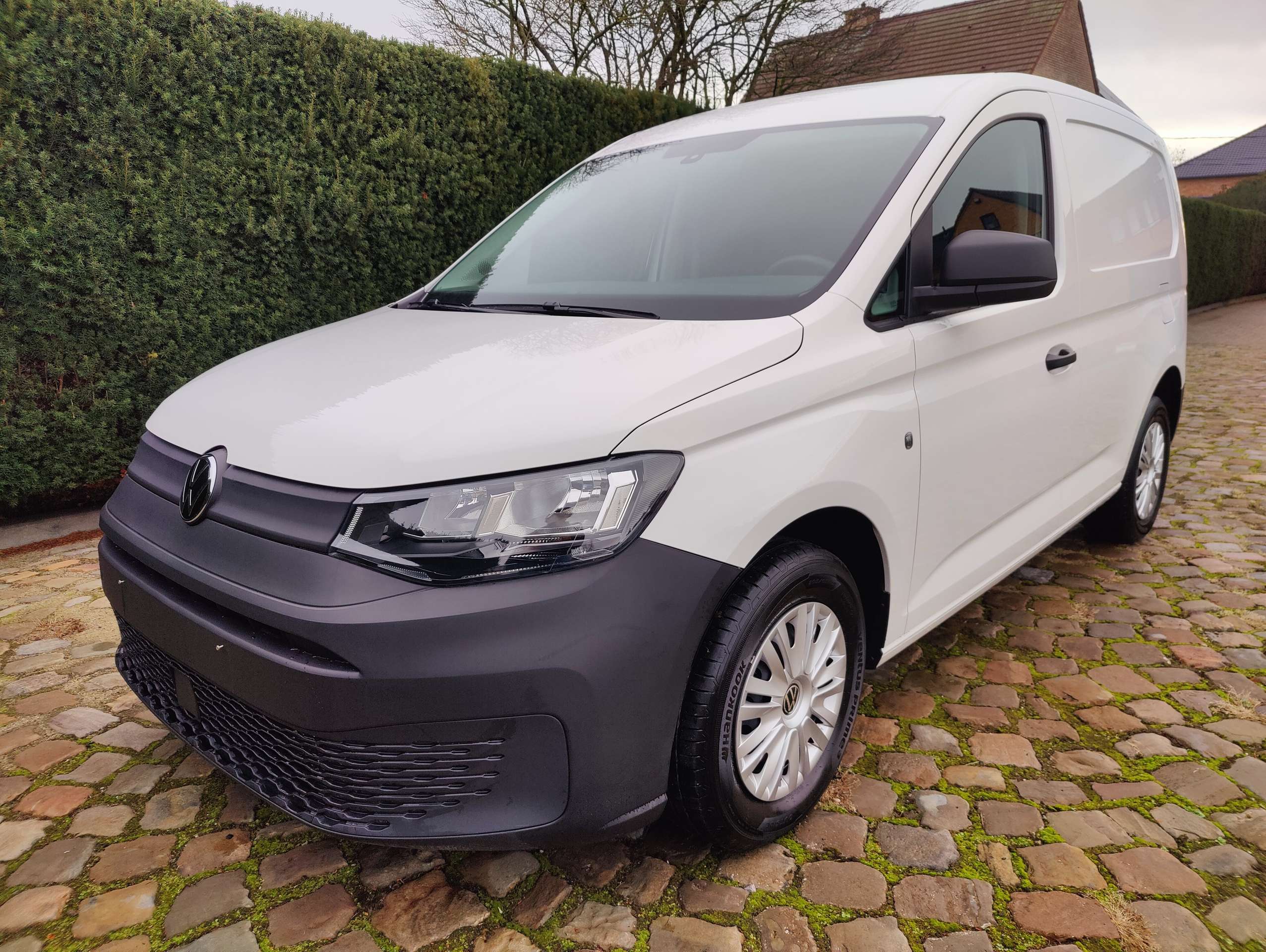 ff88e257-fc0d-4416-8460-cc417f4e4dce3-volkswagen-caddy-van-2-0-tdi-financiele-renting-e249-maand-20260513.jpg