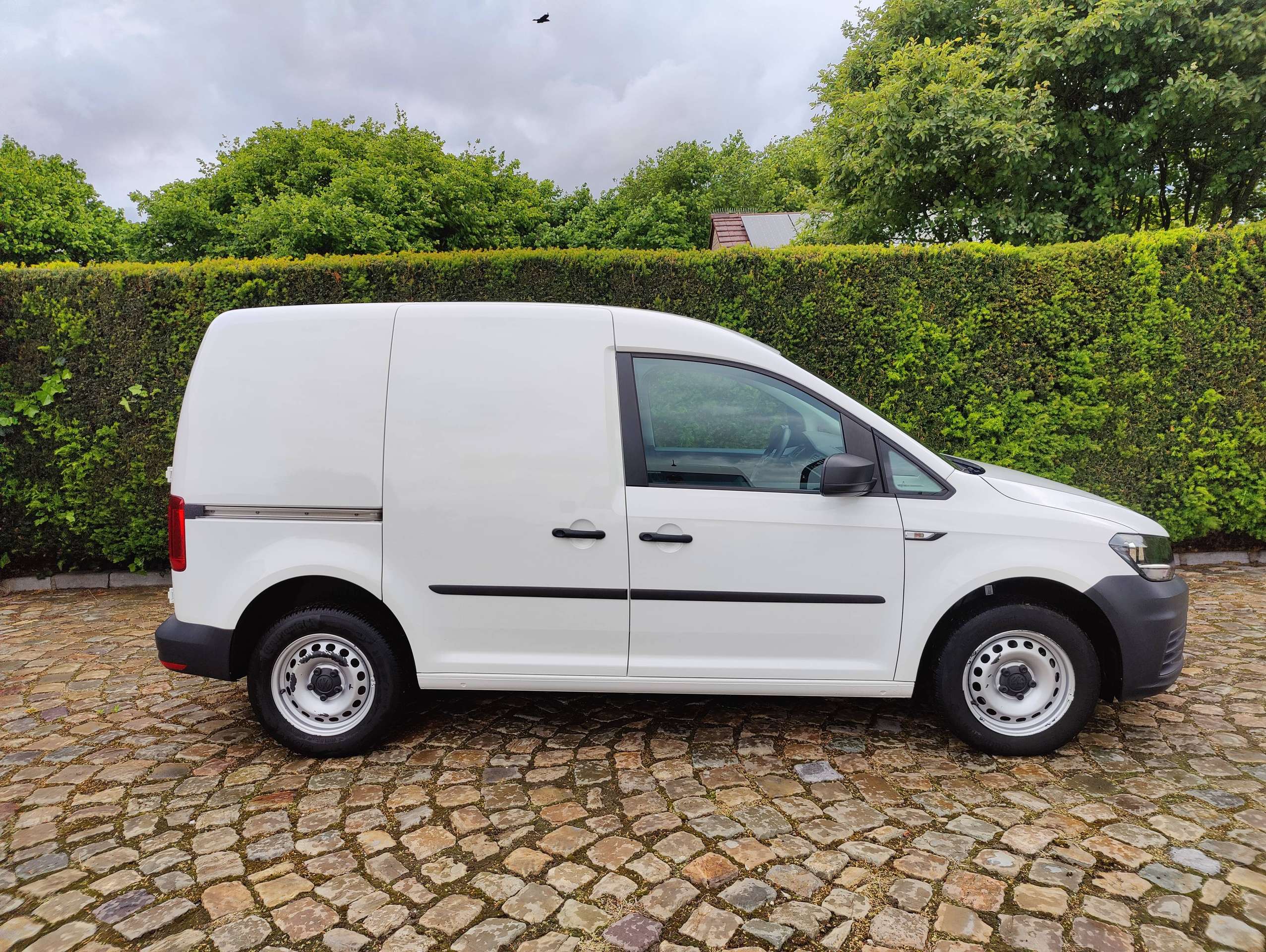 ff91fe53-7f5f-4c3b-bc5c-ca6f5ca7408f8-volkswagen-caddy-2-0-tdi-20260521.jpg
