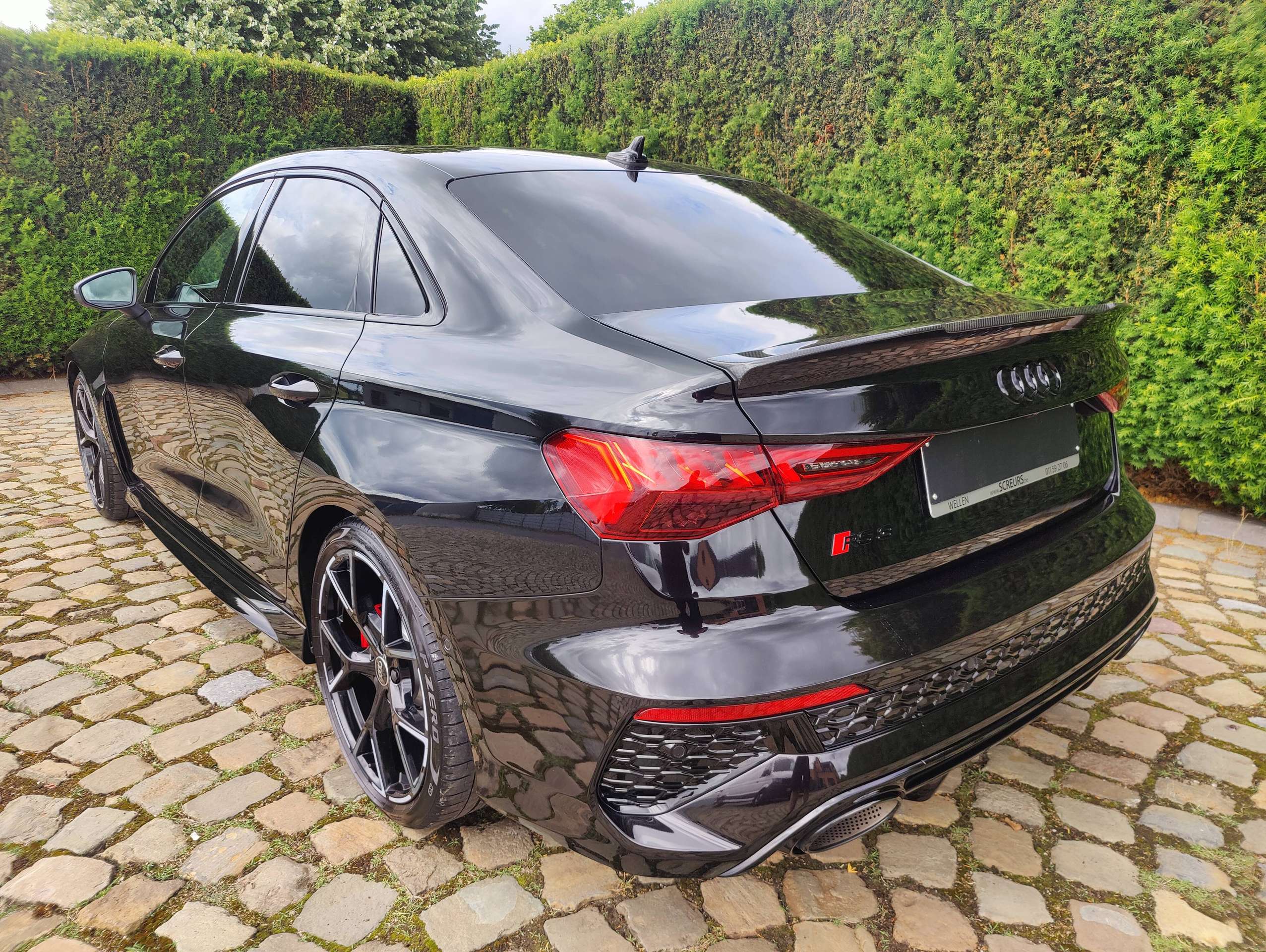 2c286f42-0c4e-441b-a162-981907de1b967-audi-rs3-rs3-sedan-2-5-tfsi-quattro-s-tronic-20260605.jpg
