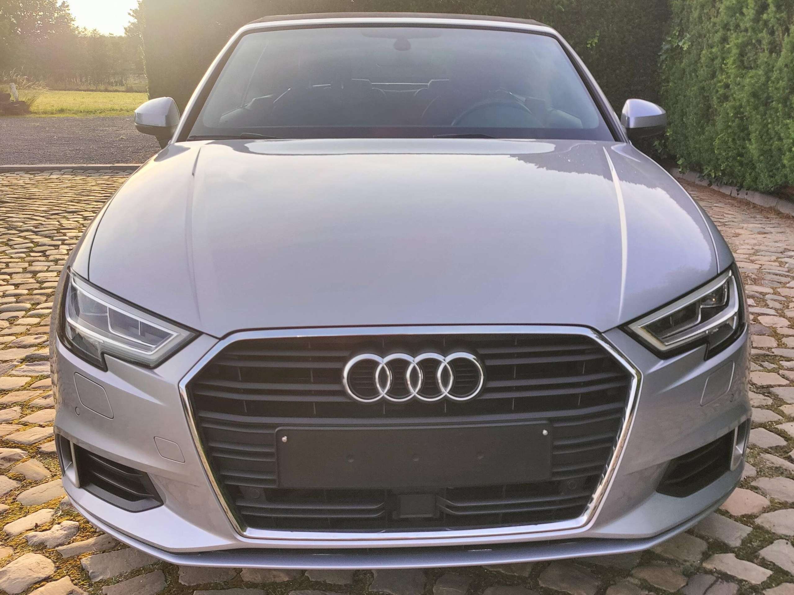 c9a28459-fb23-40c0-bc92-1d4b9bc427e410-audi-a3-a3-cabriolet-1-5-tfsi-act-sport-s-tronic-alacantara-20260602.jpg
