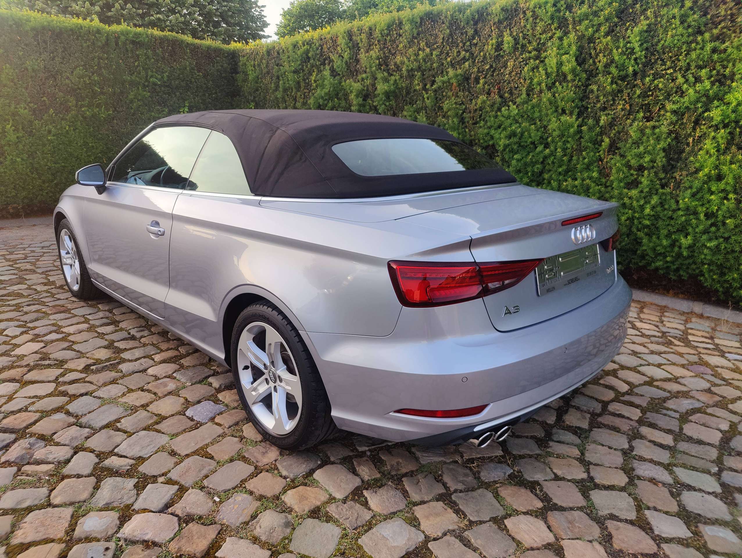 c9a28459-fb23-40c0-bc92-1d4b9bc427e413-audi-a3-a3-cabriolet-1-5-tfsi-act-sport-s-tronic-alacantara-20260602.jpg